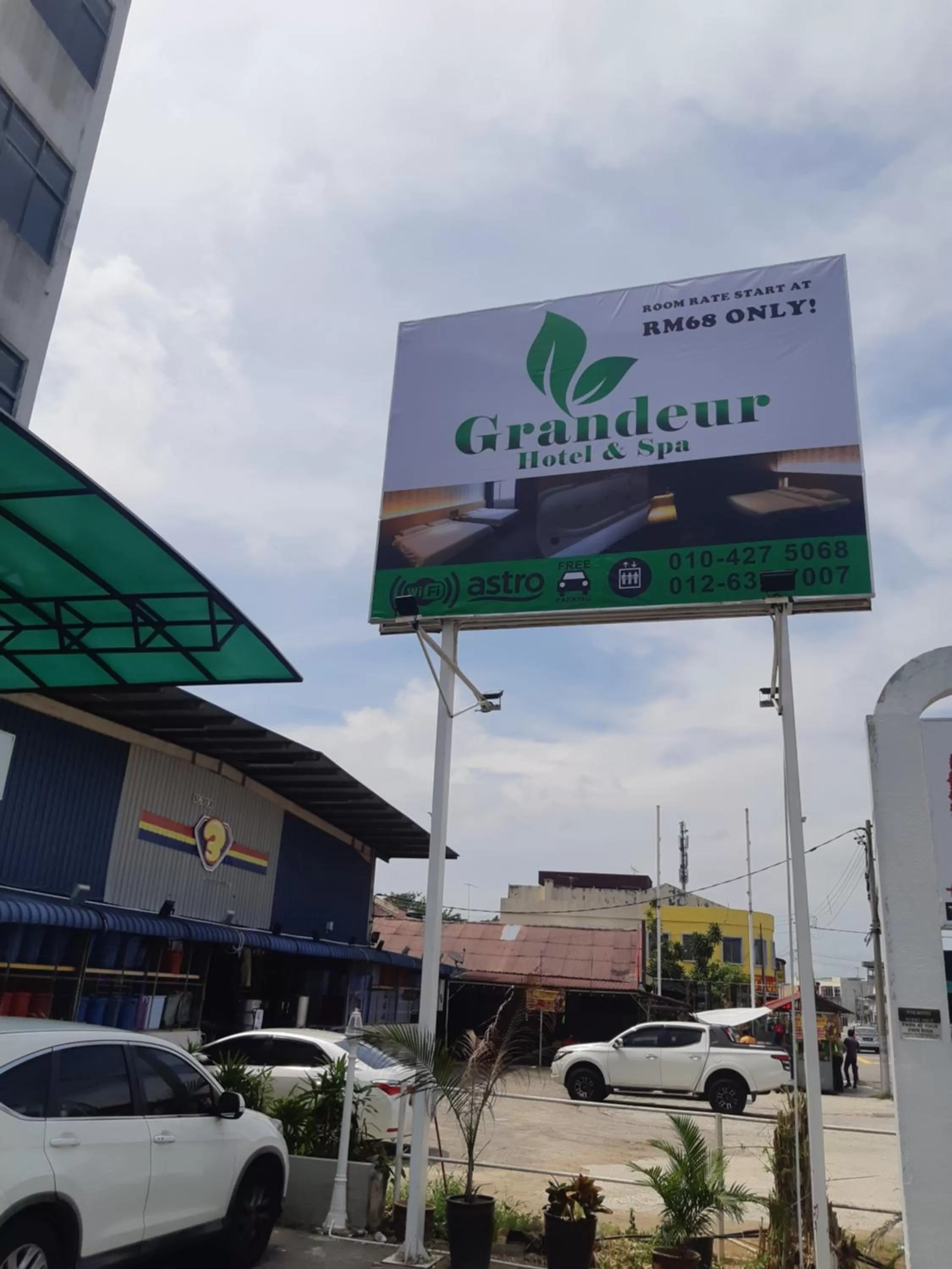 Property building in Grandeur Hotel And Spa