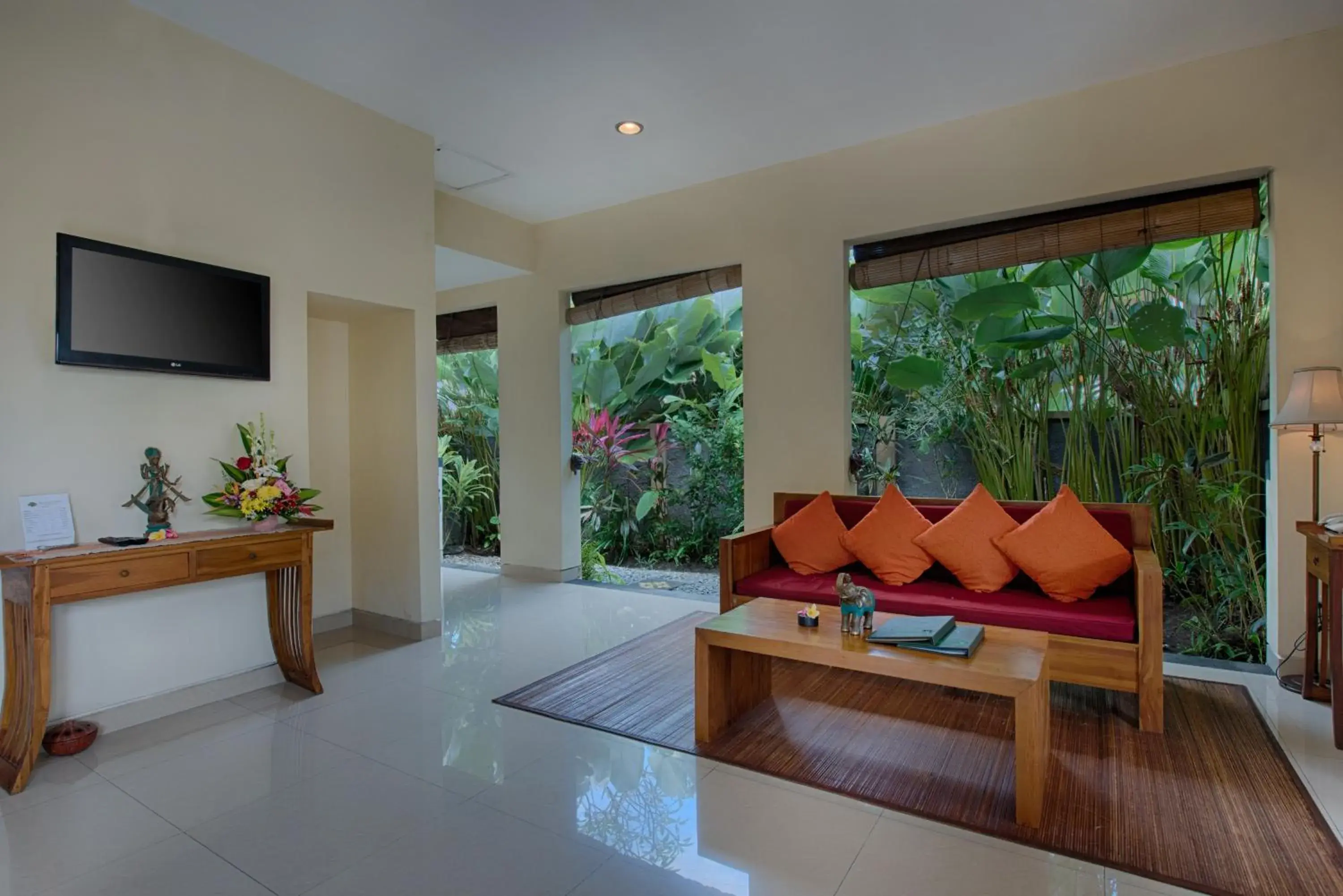 Living room, Seating Area in Kadiga Villas Ubud