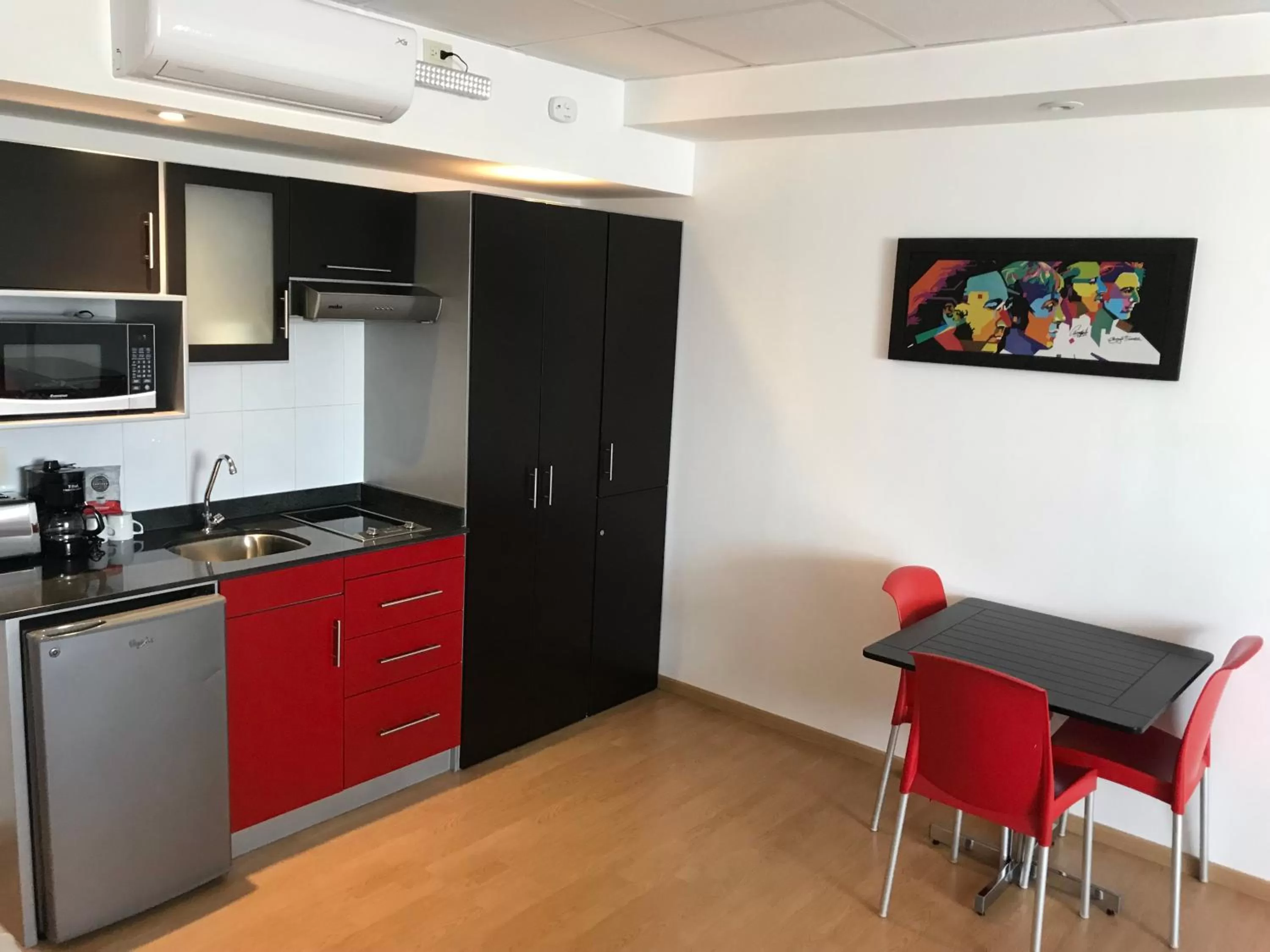 Photo of the whole room in My Home Suites