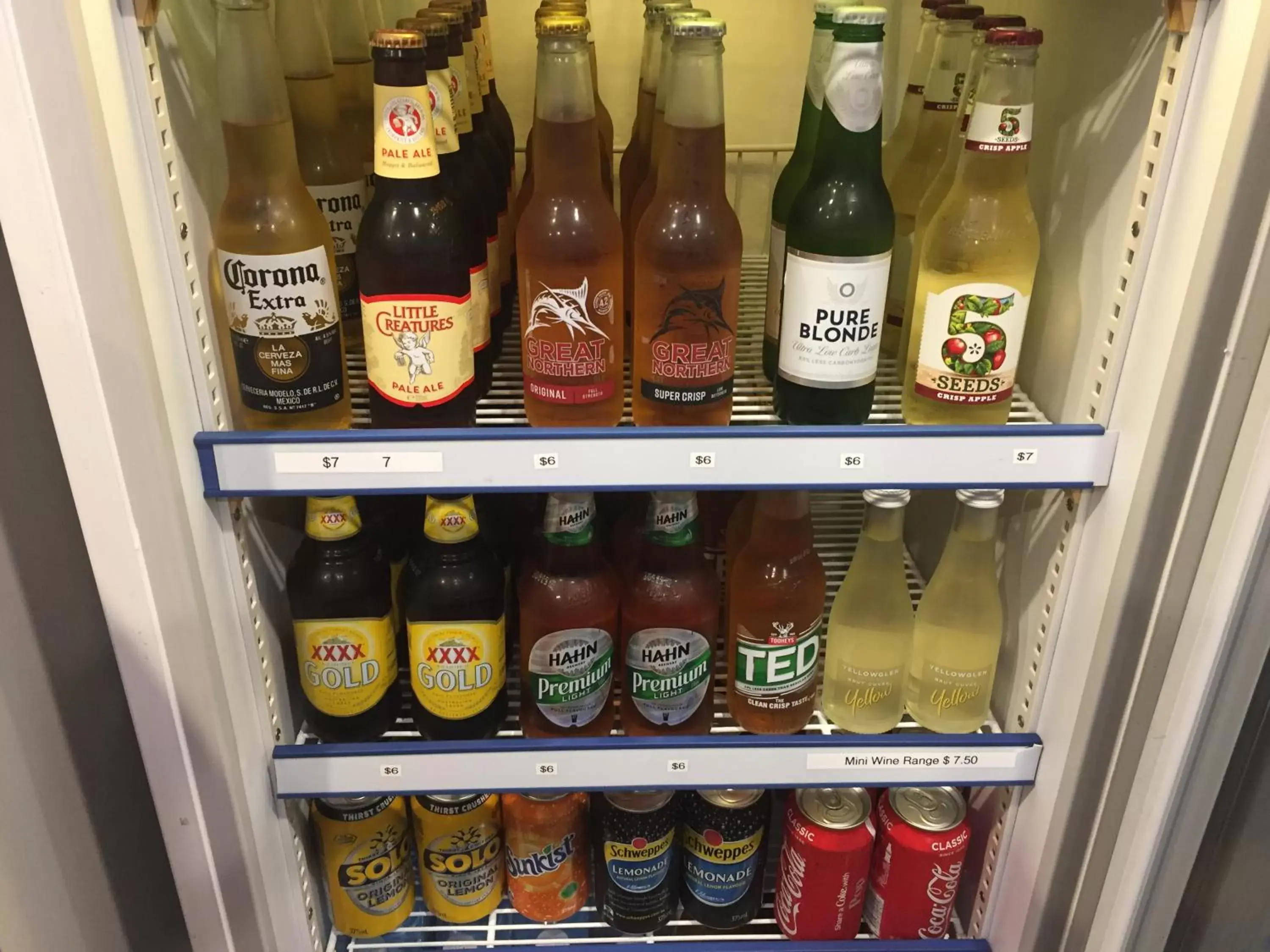 Alcoholic drinks, Drinks in Best Western Airport 85 Motel