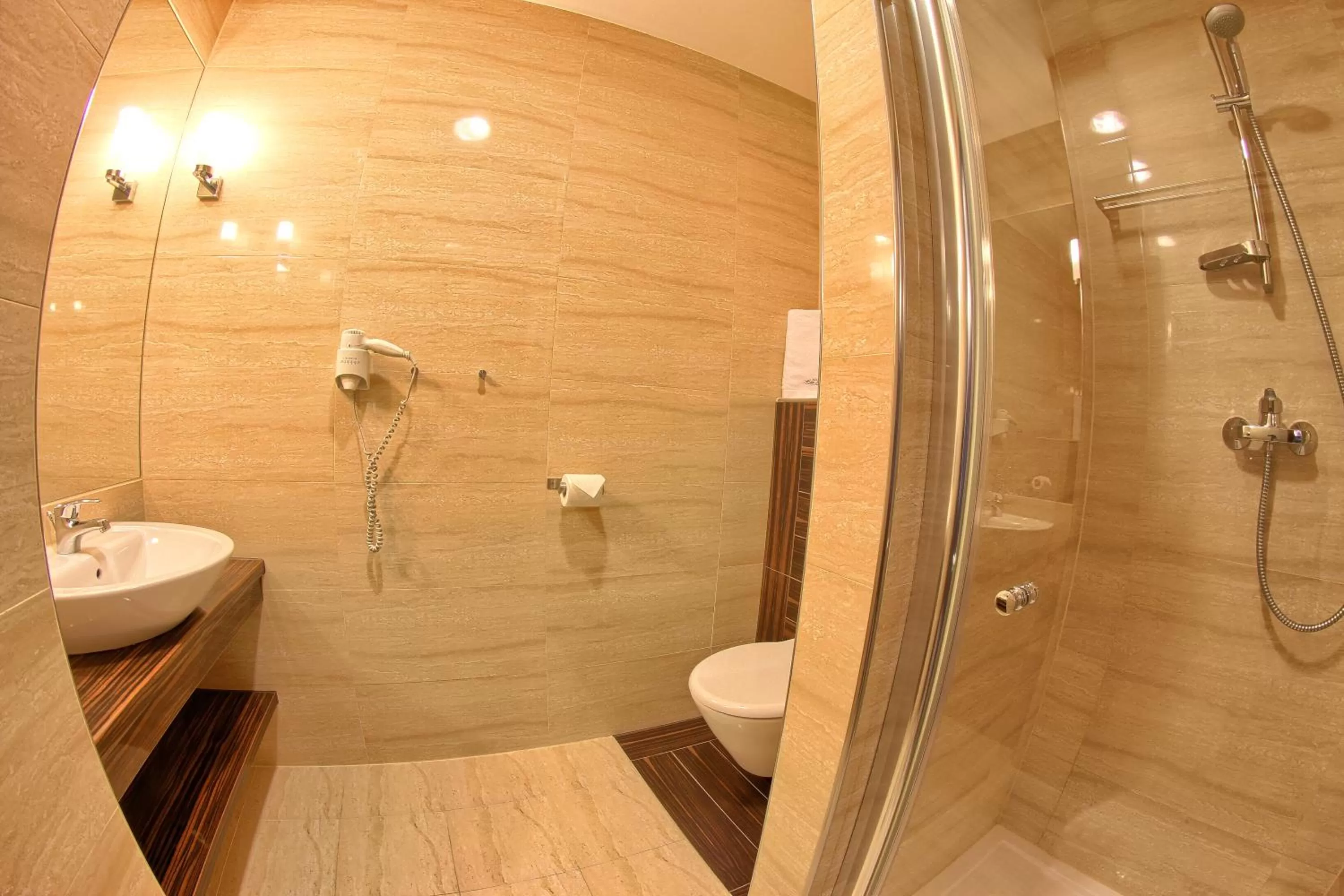 Bathroom in Hotel Arkas