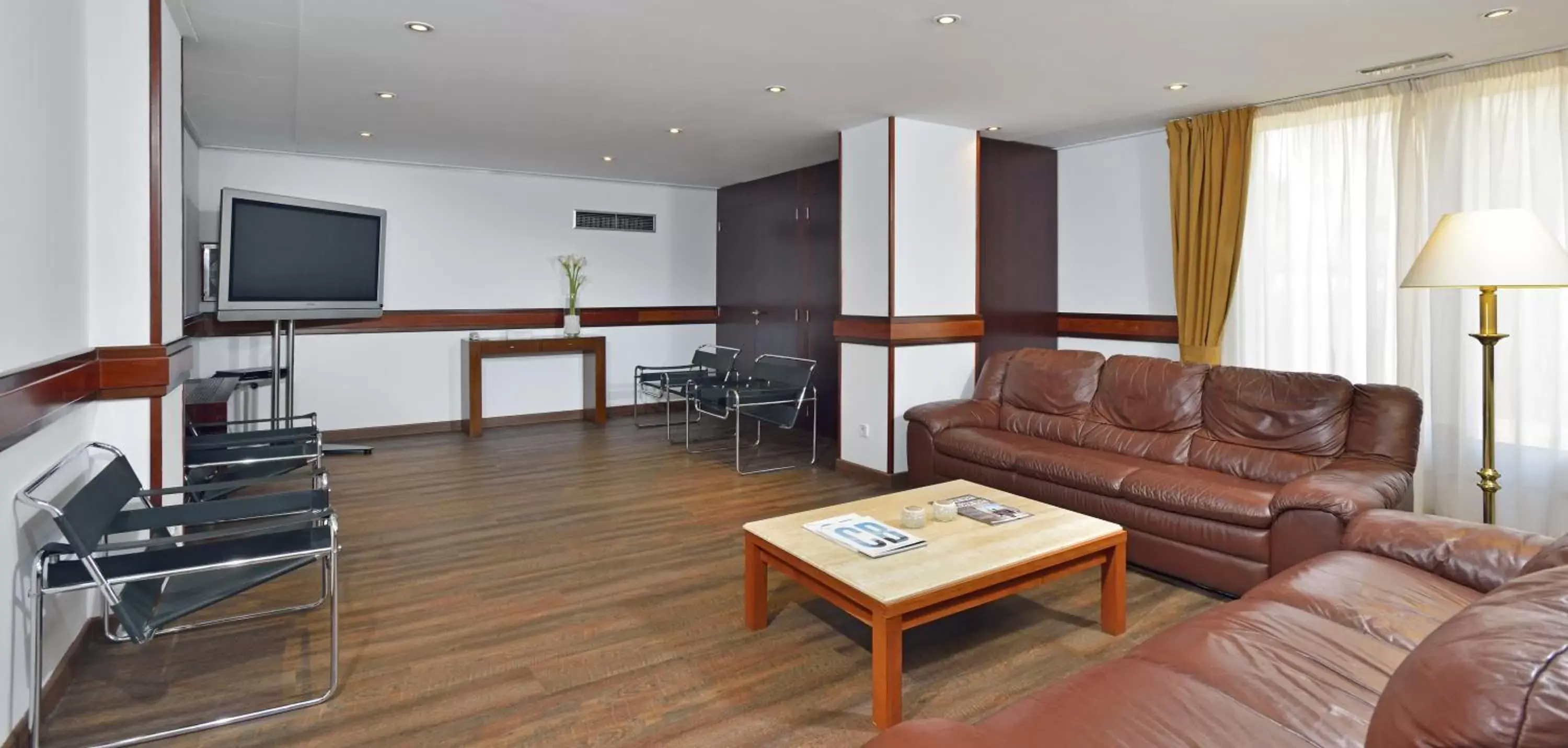 Communal lounge/ TV room, Seating Area in Best Western Premier CMC Girona
