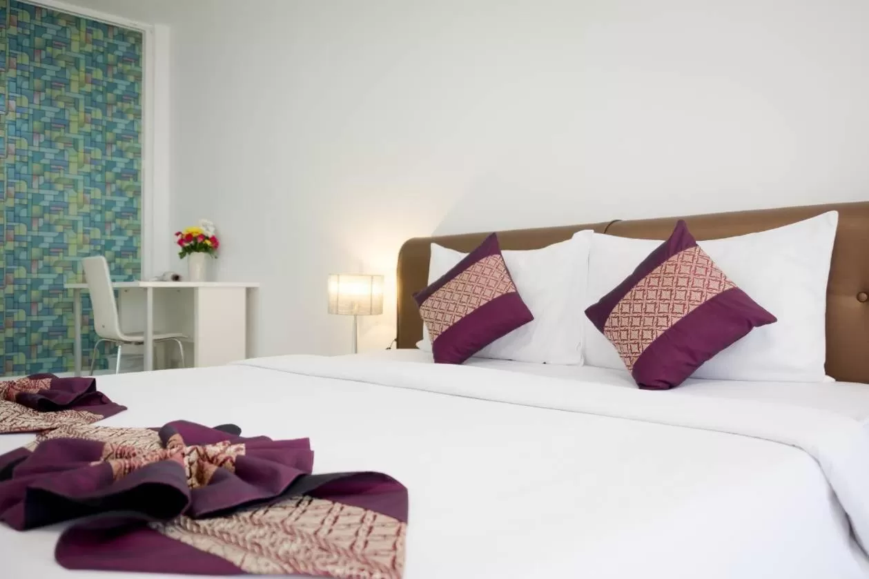 Bed in Markland Seaside Pattaya