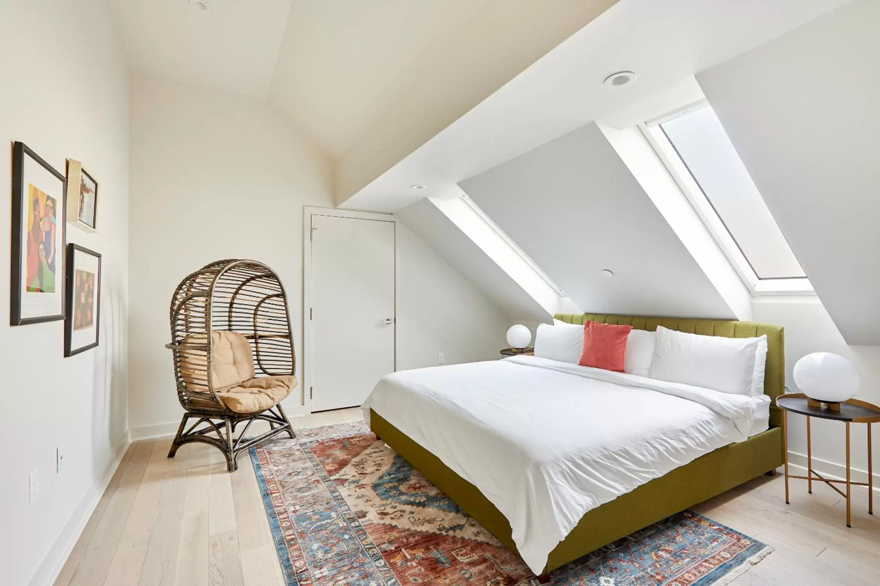 Living room, Bed in Sonder Gravier Place