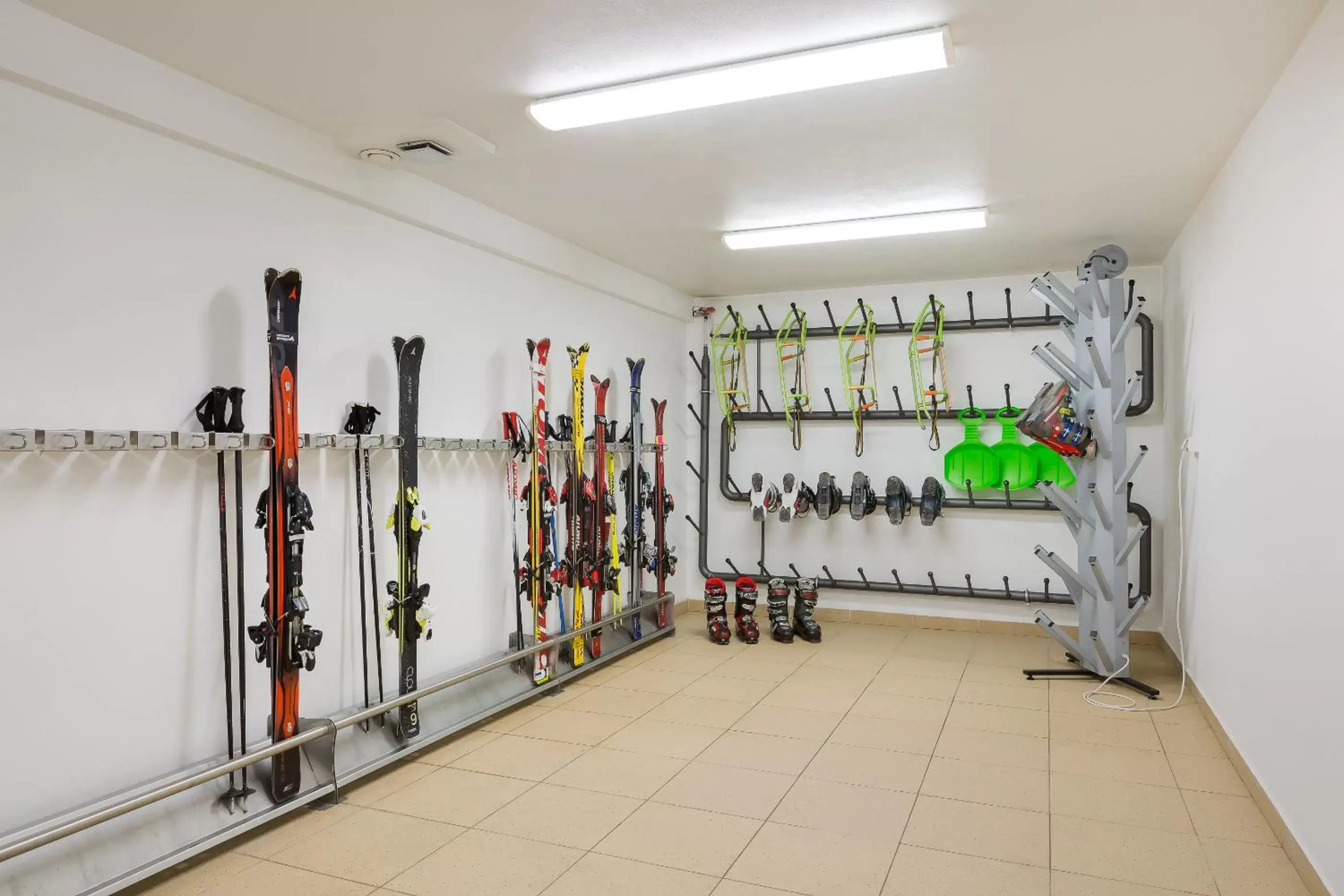 Skiing, Fitness Center/Facilities in Bukowy Park Hotel Medical SPA