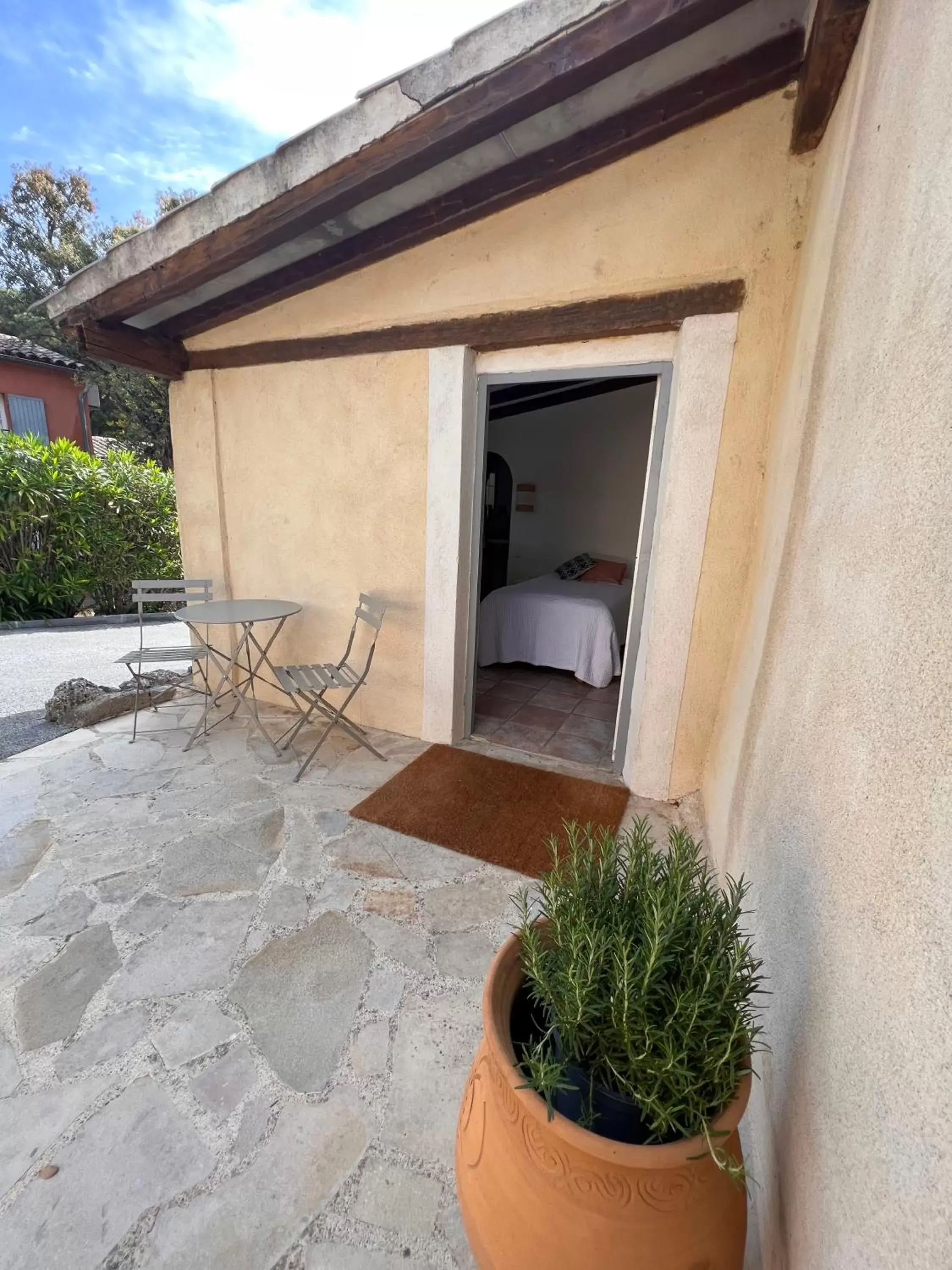 Facade/entrance, BBQ Facilities in Les Capucines Saint Tropez