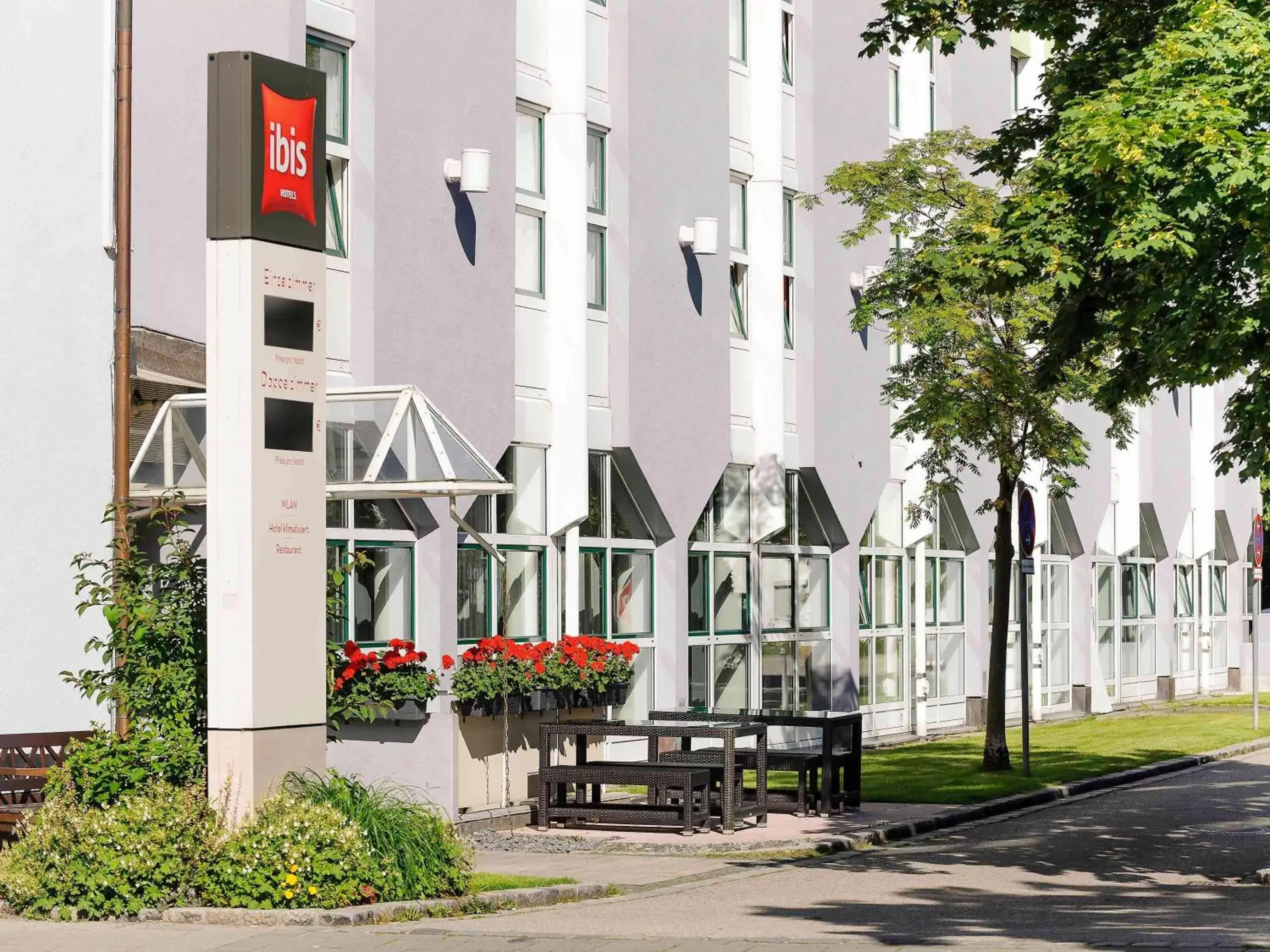 Property Building in ibis München City Nord