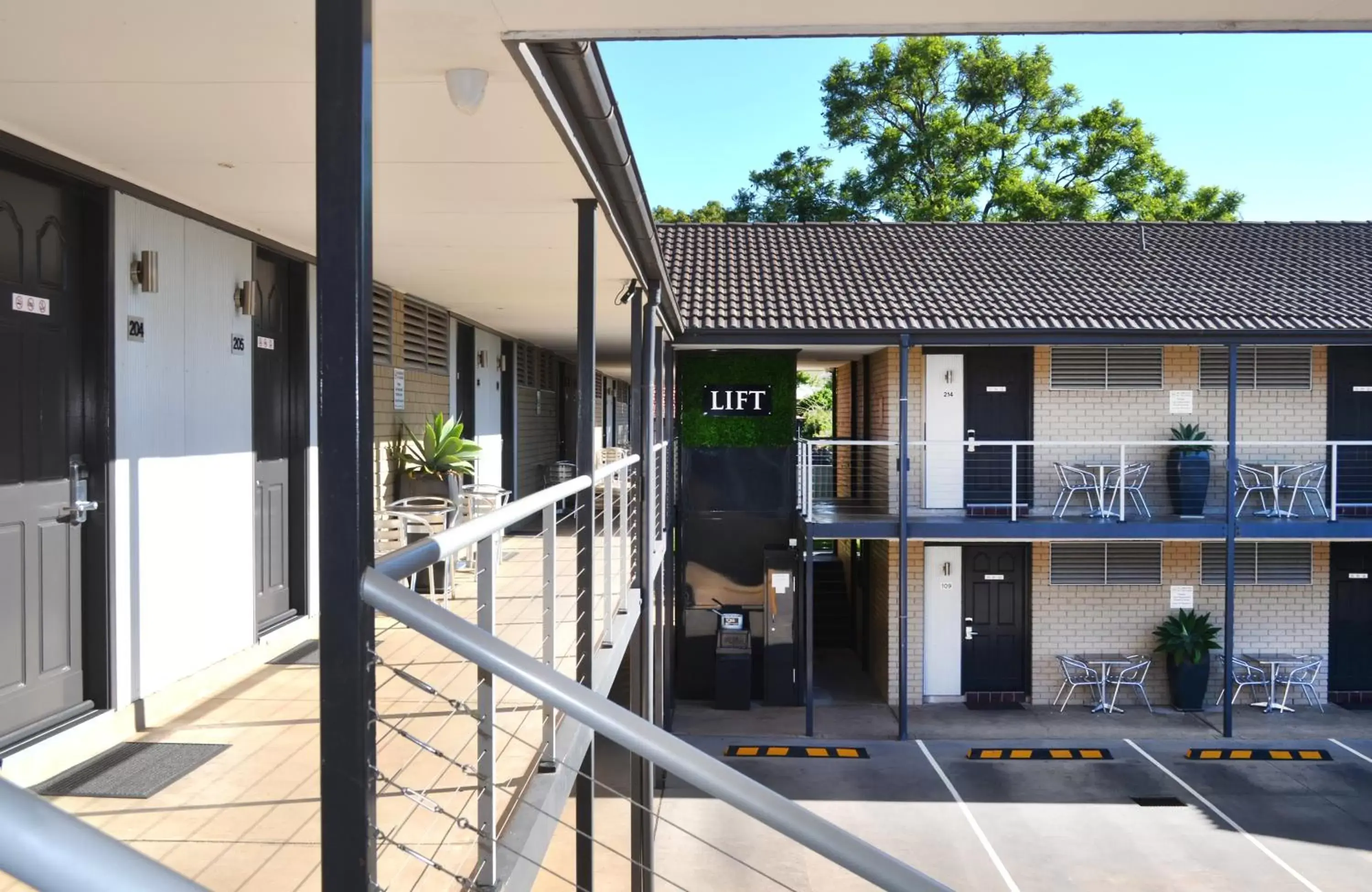 Property building in Orana Motel