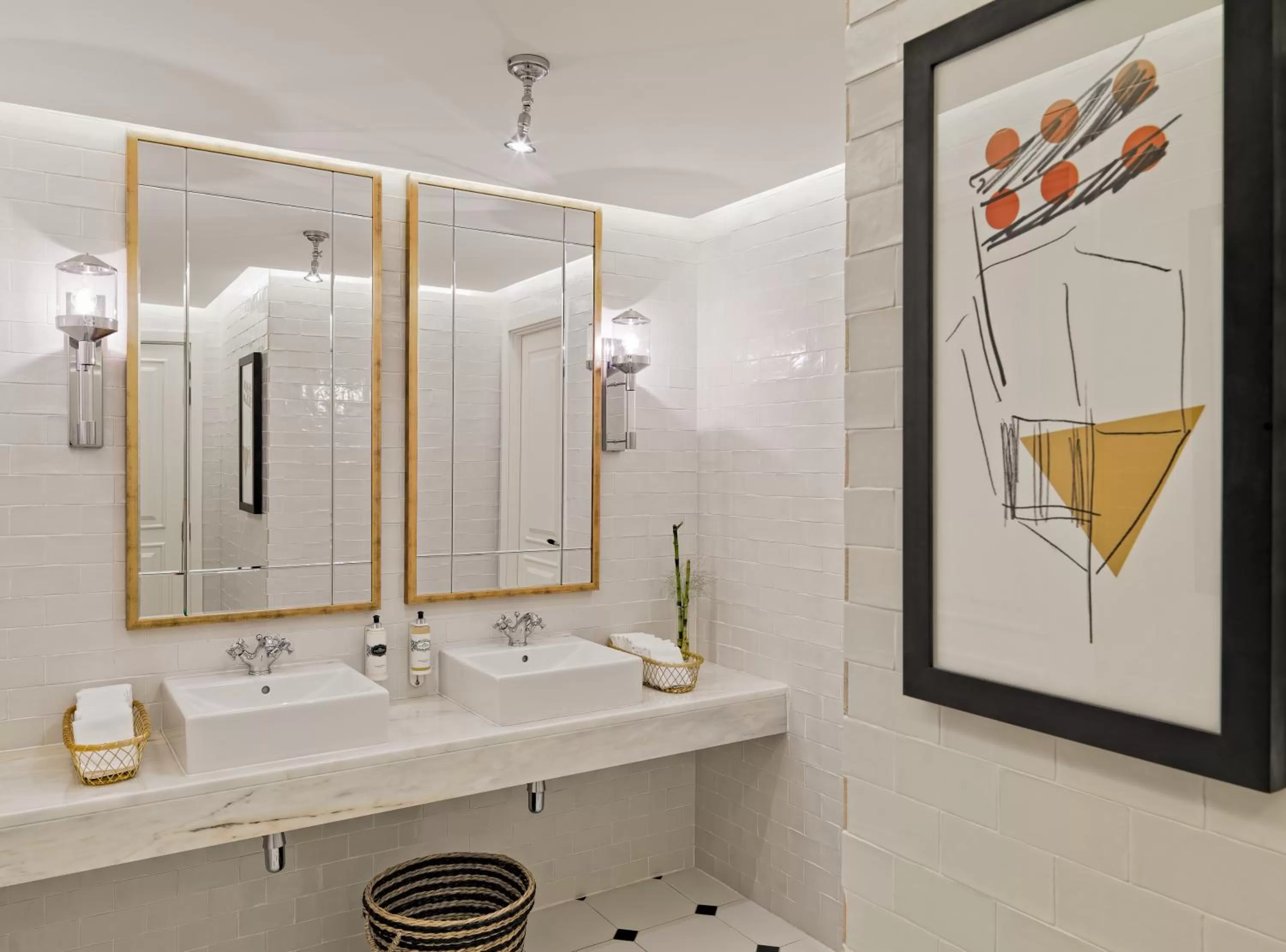 Bathroom in H10 Duque de Loule