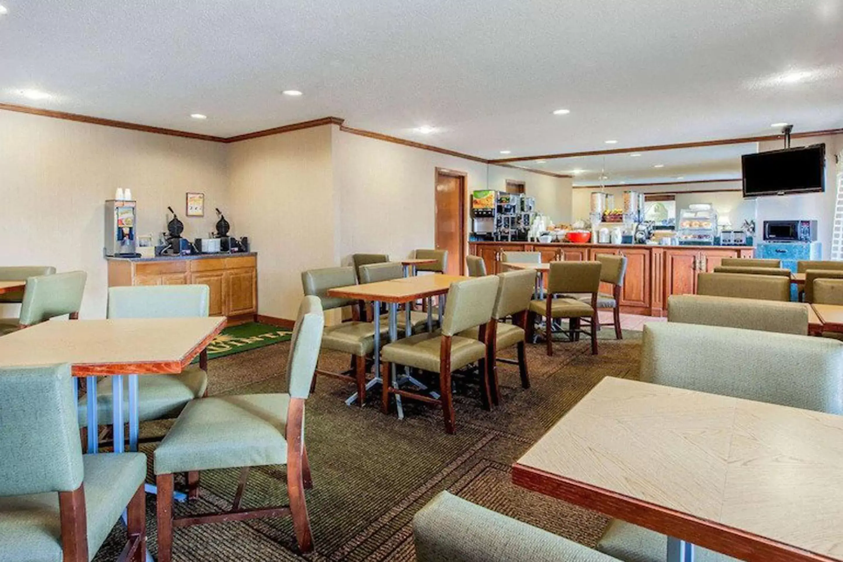 Food and drinks, Restaurant/Places to Eat in La Quinta Inn by Wyndham Detroit Southgate