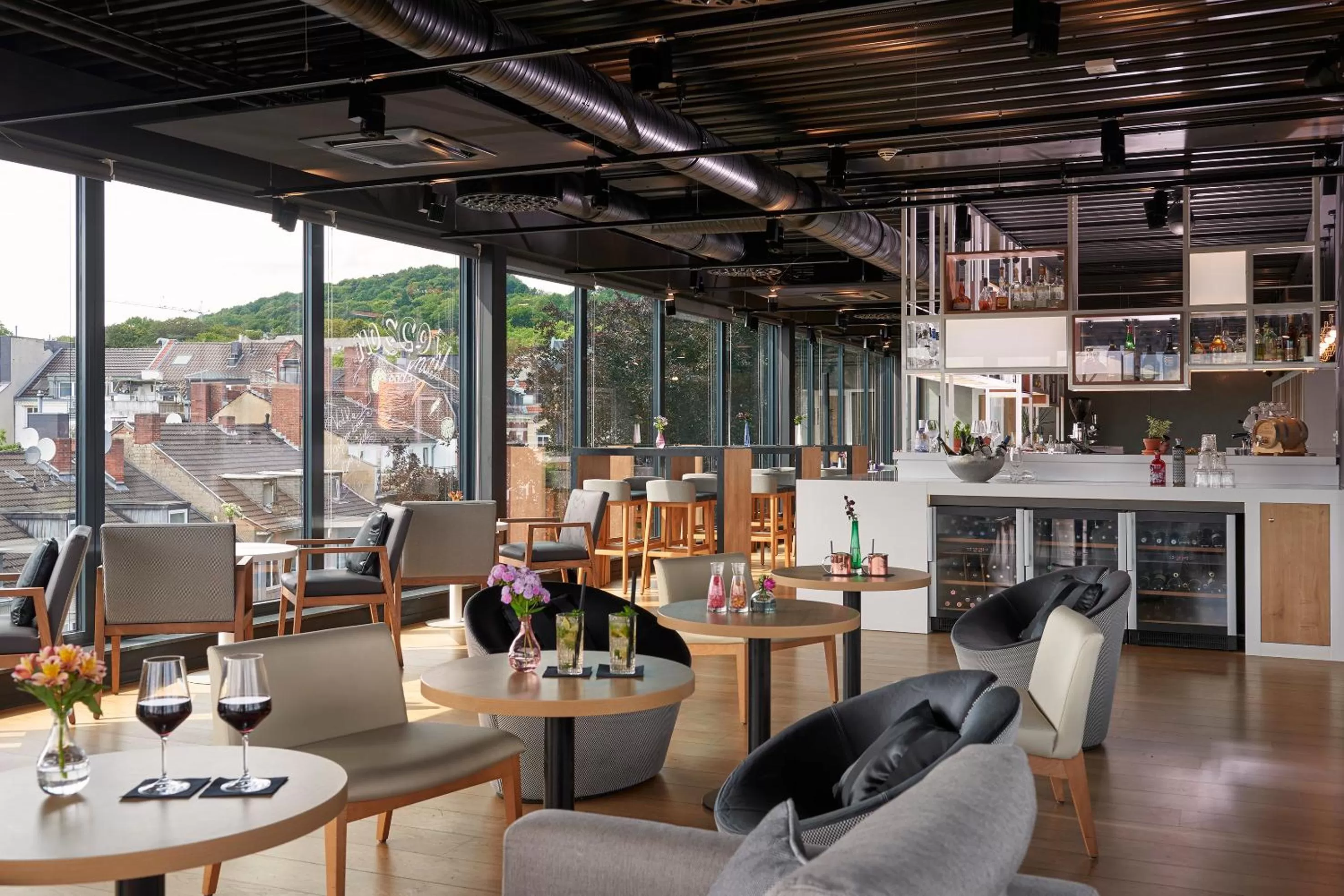 Restaurant/places to eat in INNSiDE by Meliá Aachen