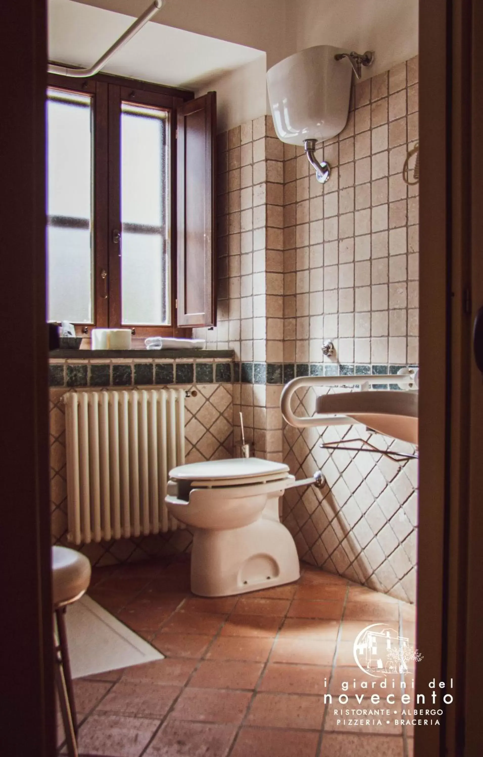 Bathroom in giardini del Novecento