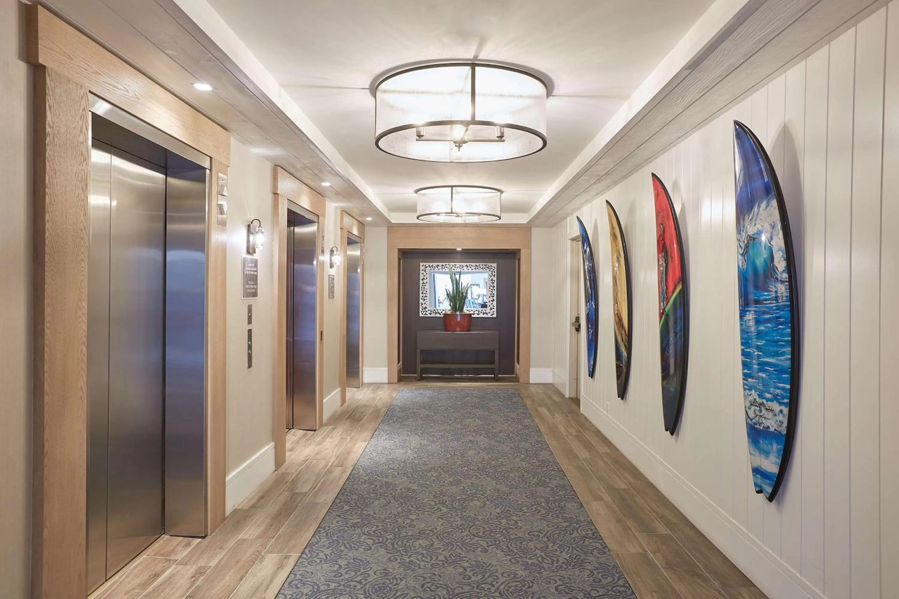 Lobby or reception in The Waterfront Beach Resort, A Hilton Hotel