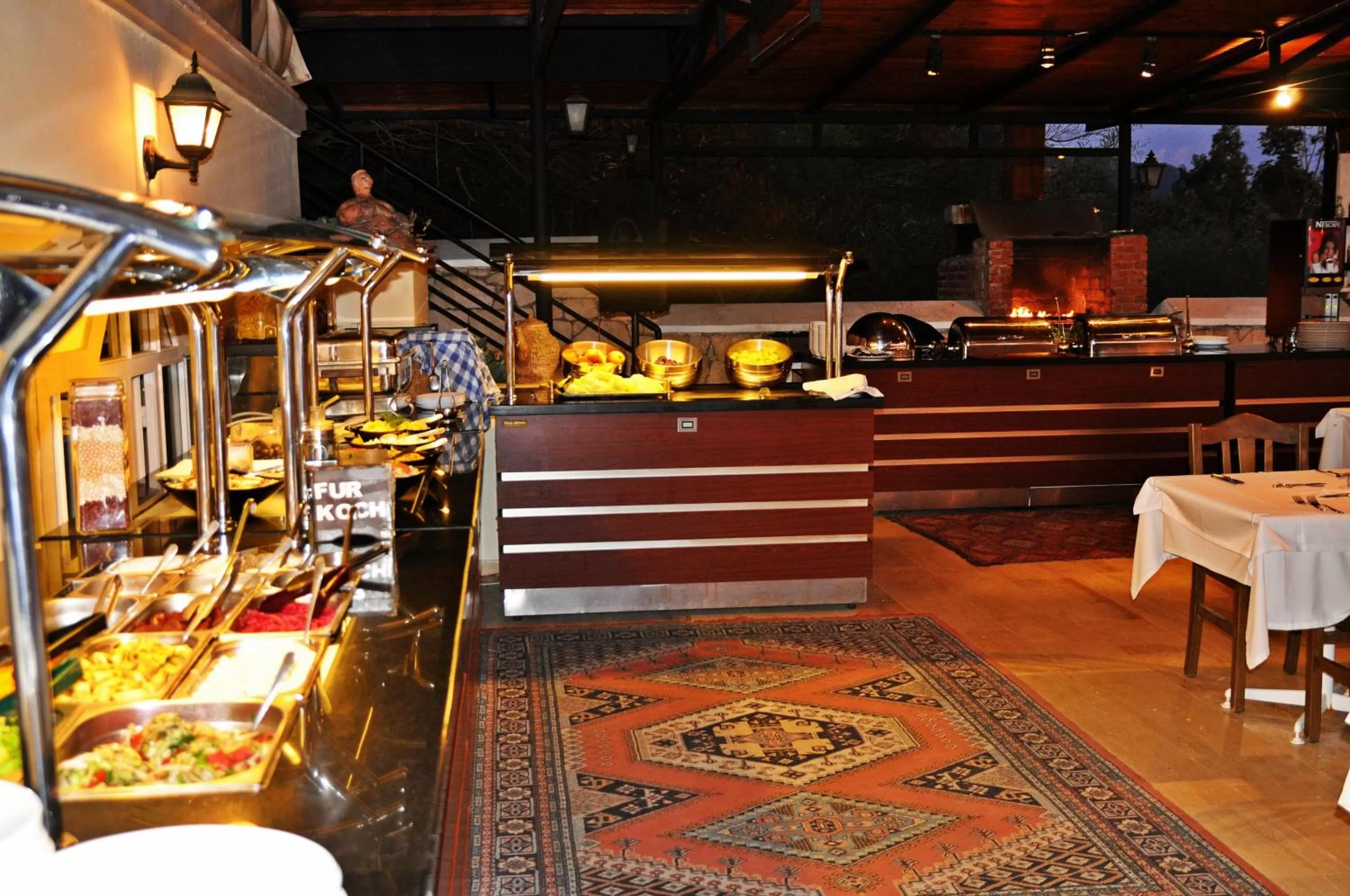 Restaurant/places to eat in Aqua Princess Hotel