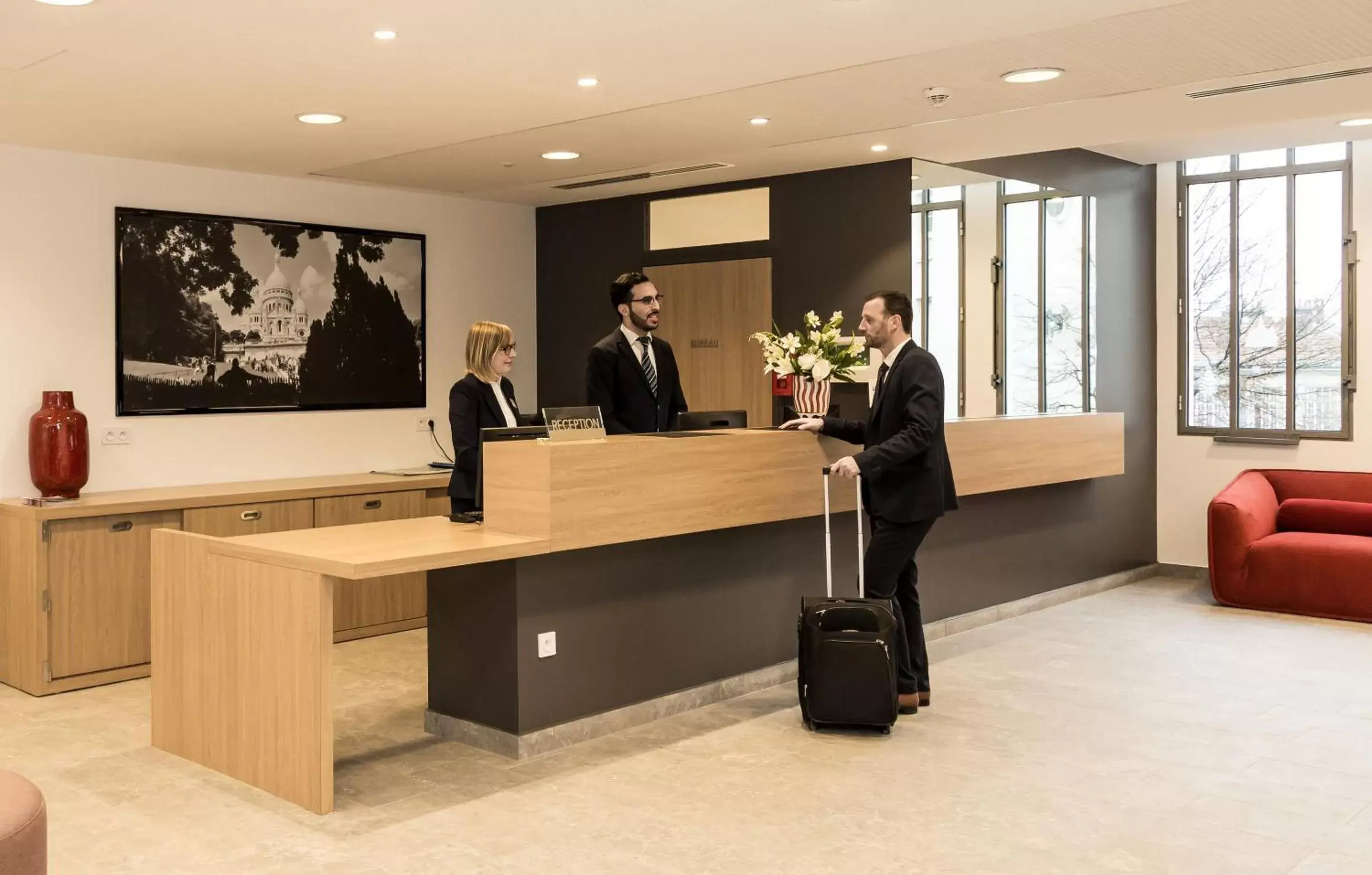 Lobby or reception in Odalys City Paris Montmartre