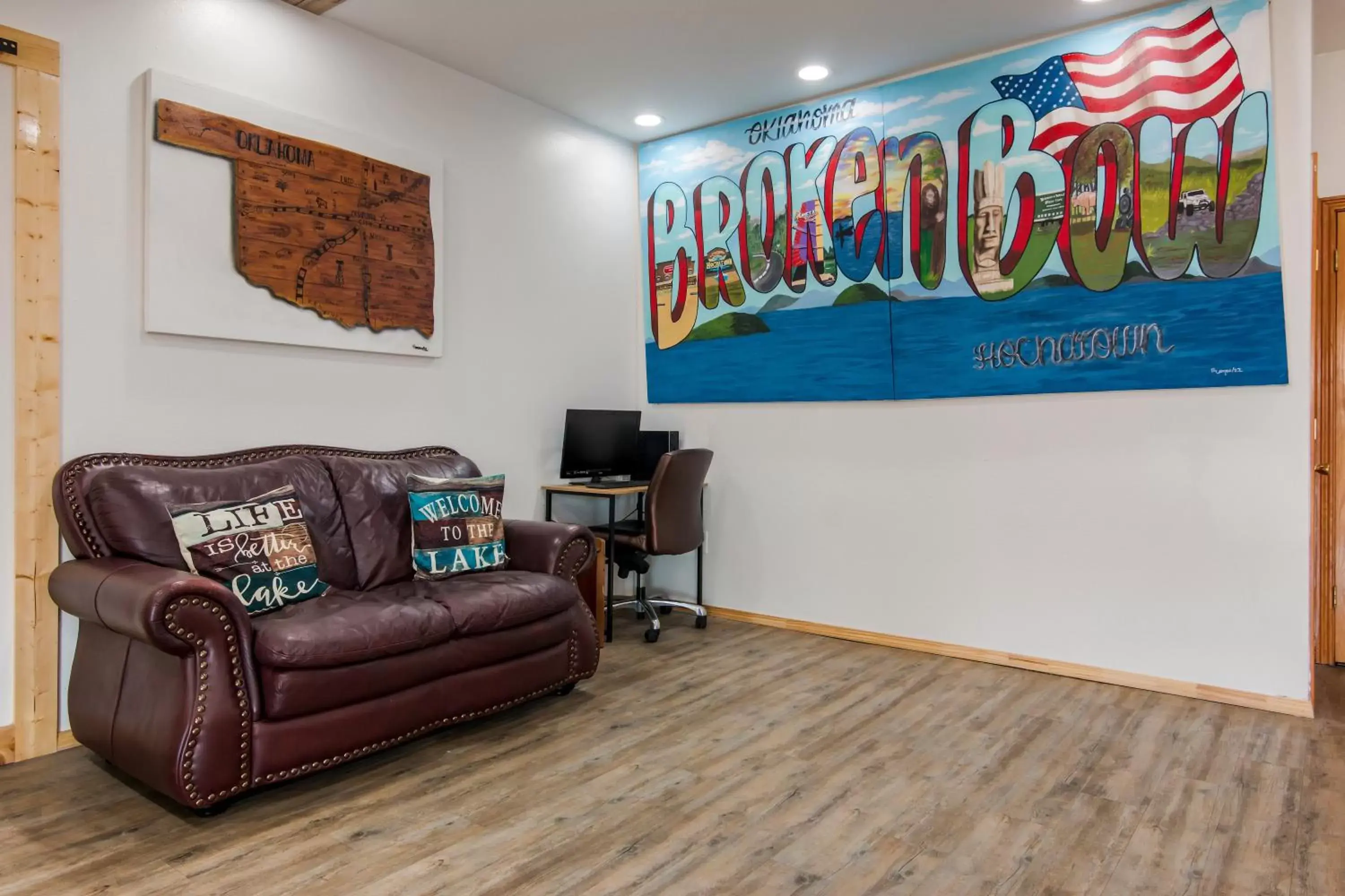 Lobby or reception in Rodeway Inn Broken Bow-Hochatown