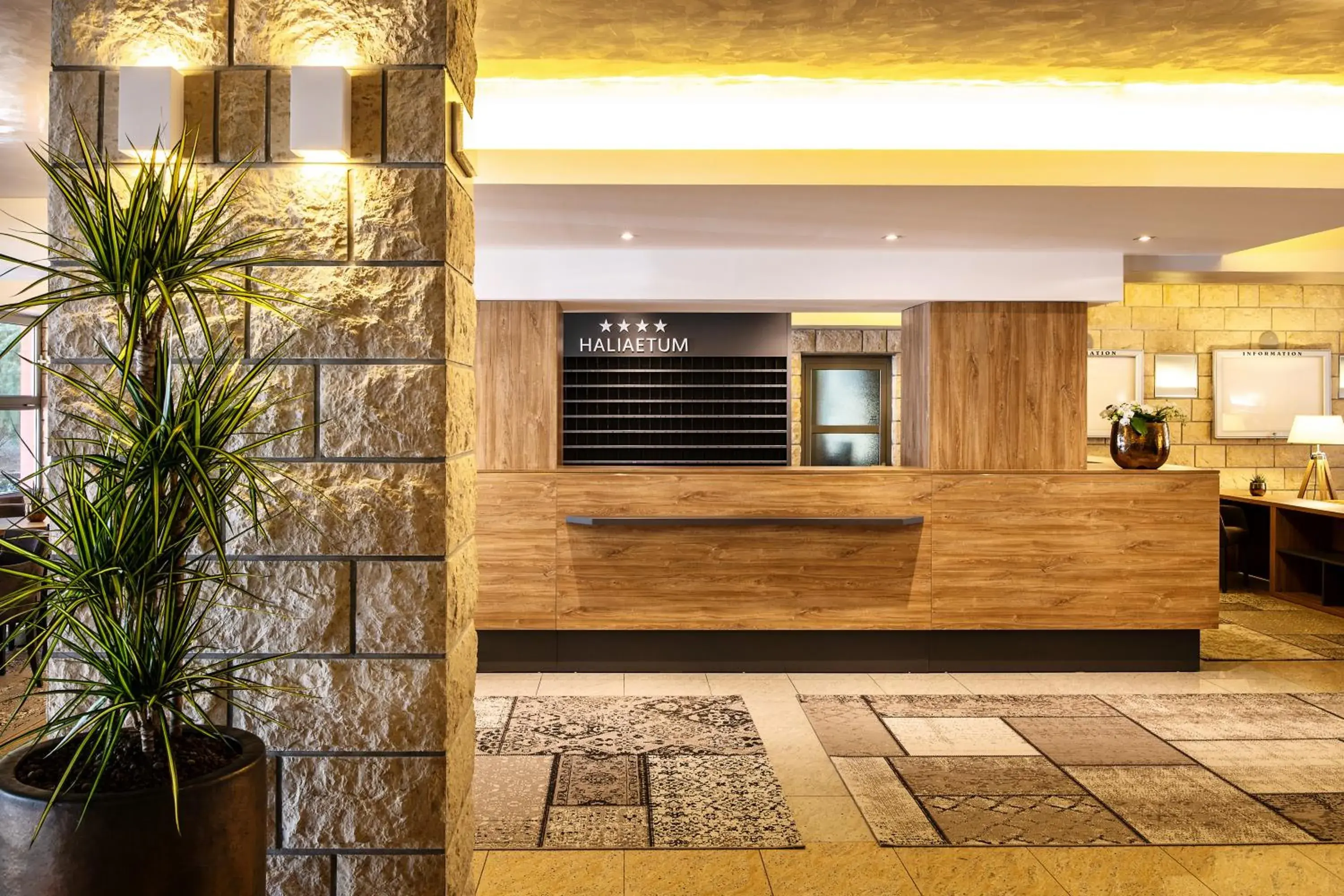 Lobby or reception, Lobby/Reception in Hotel Haliaetum - San Simon Resort