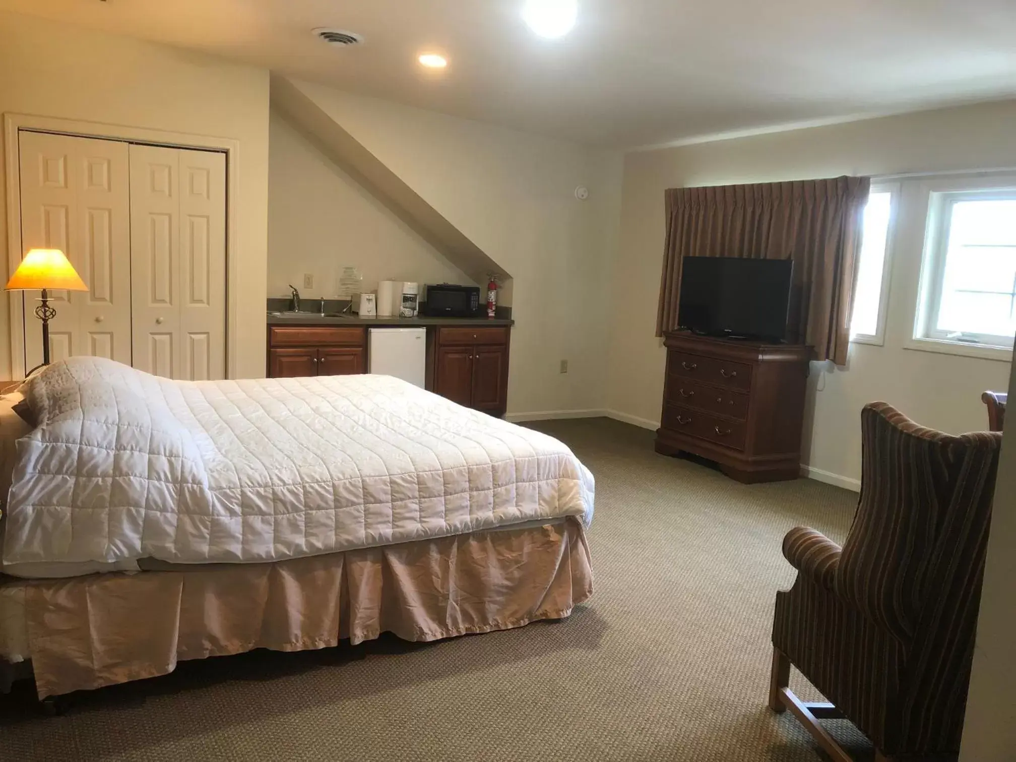 Bedroom, Bed in Jiminy Peak Mountain Resort