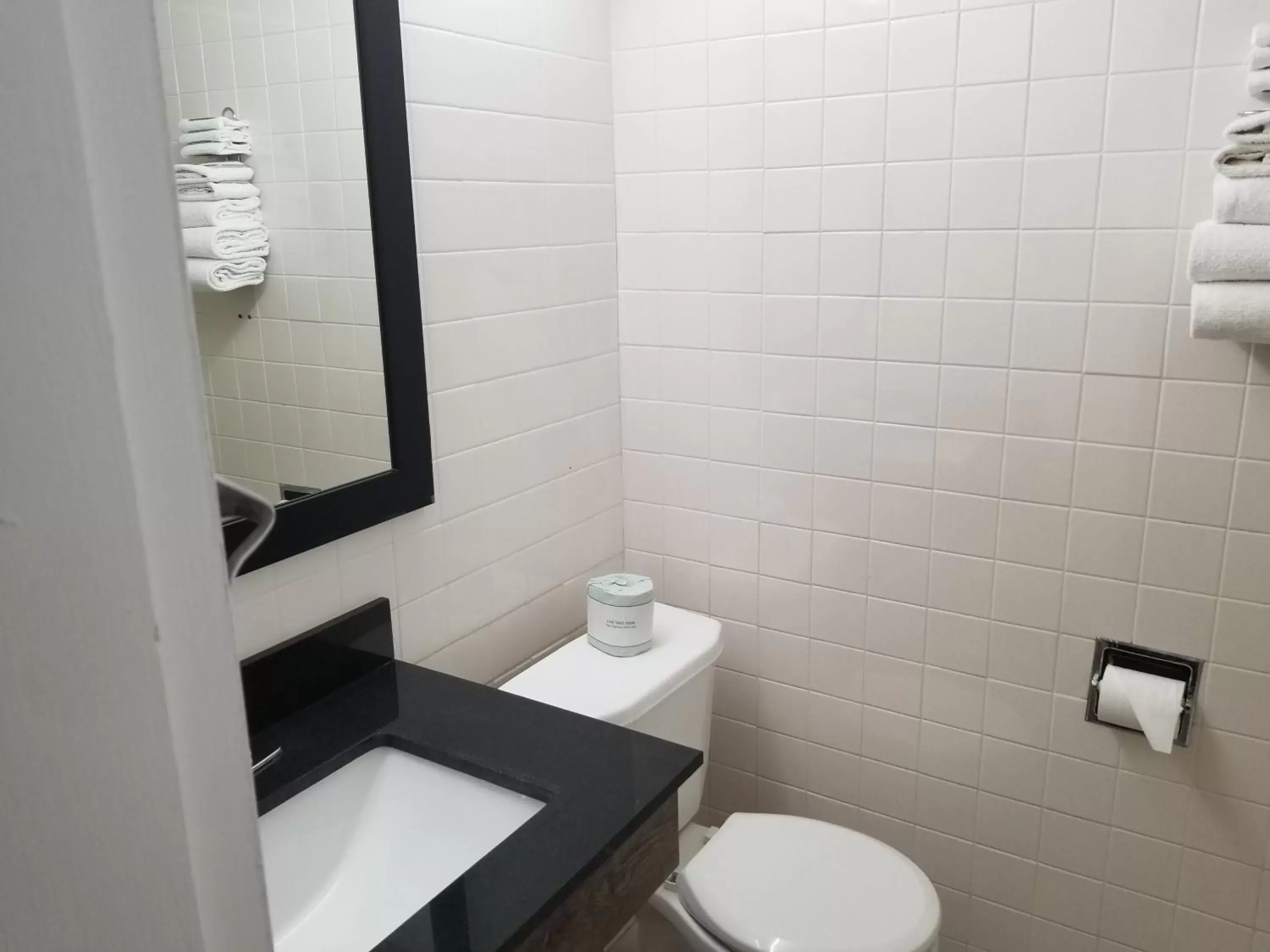 Bathroom in Motel 6-Lawrenceville, NJ