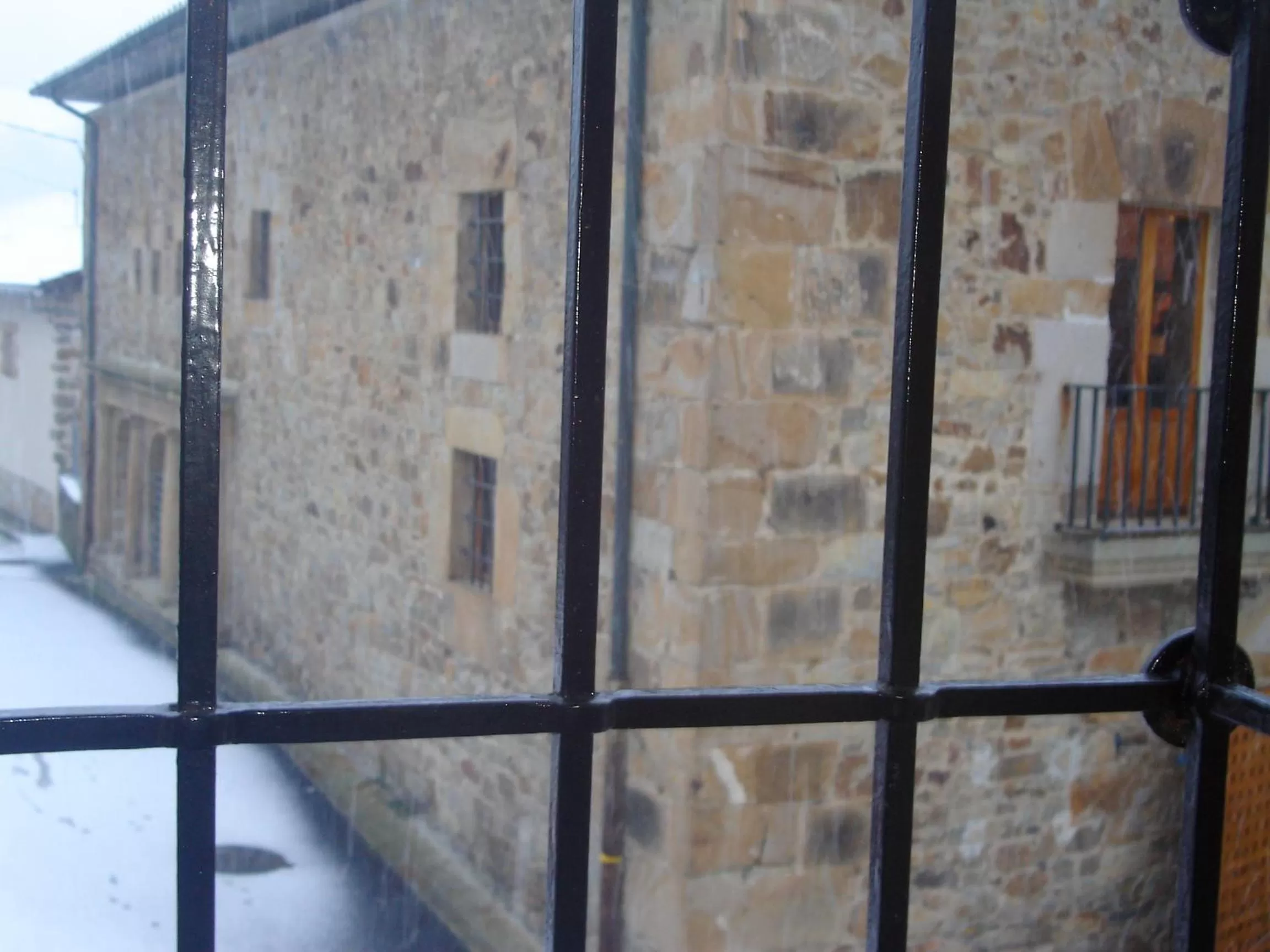 Property building in Batzarki