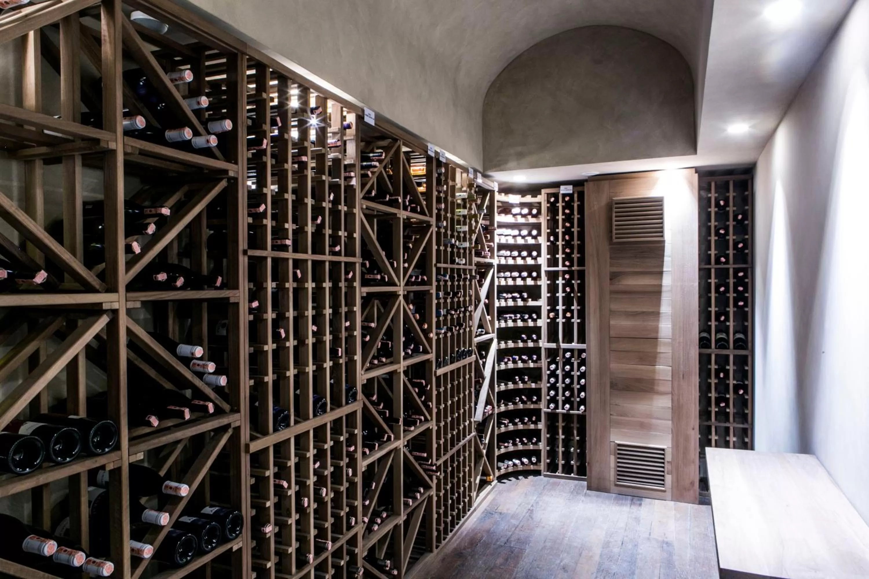 Food and drinks in The Bank Hotel Istanbul, a Member of Design Hotels