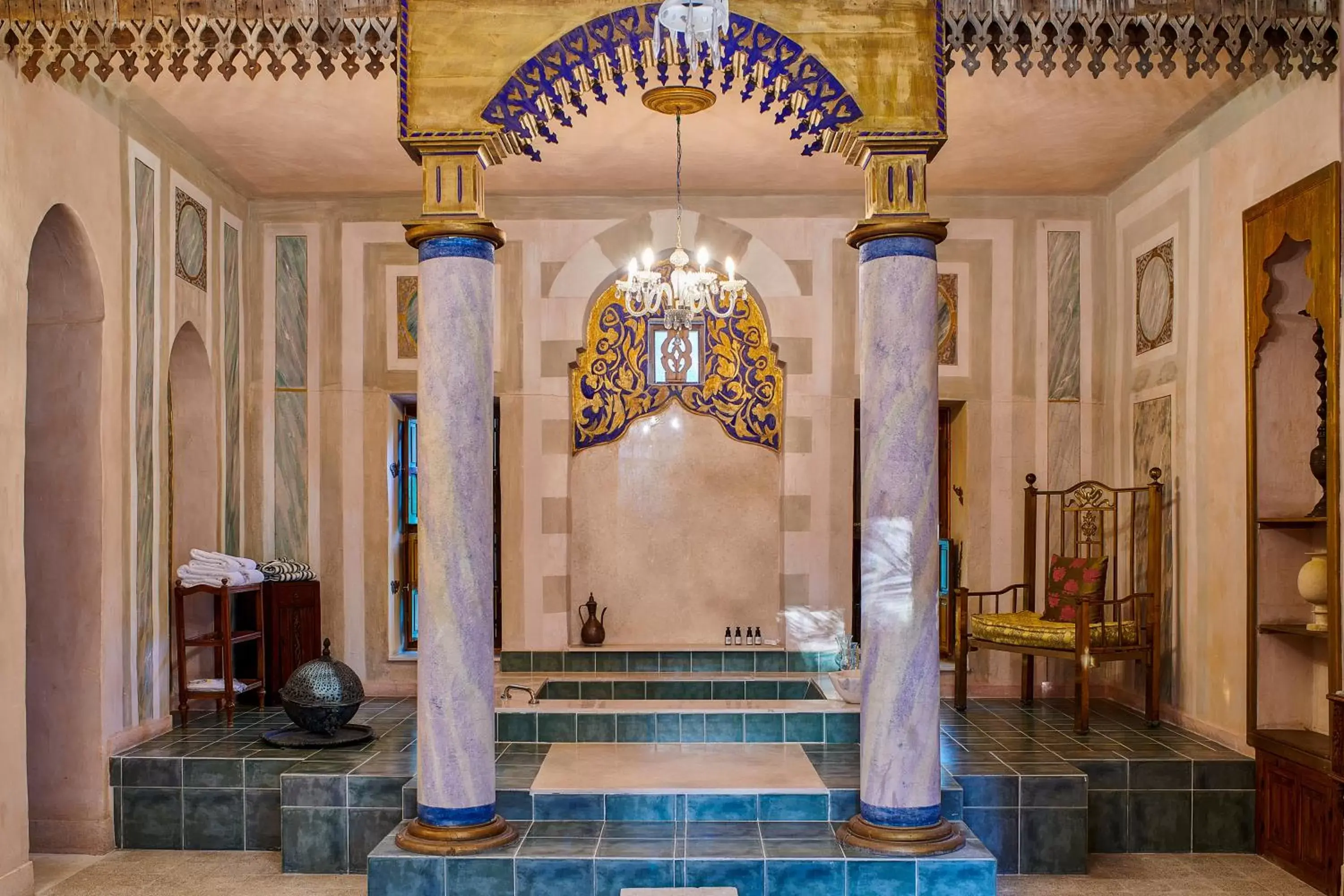Shower in Al Moudira Hotel