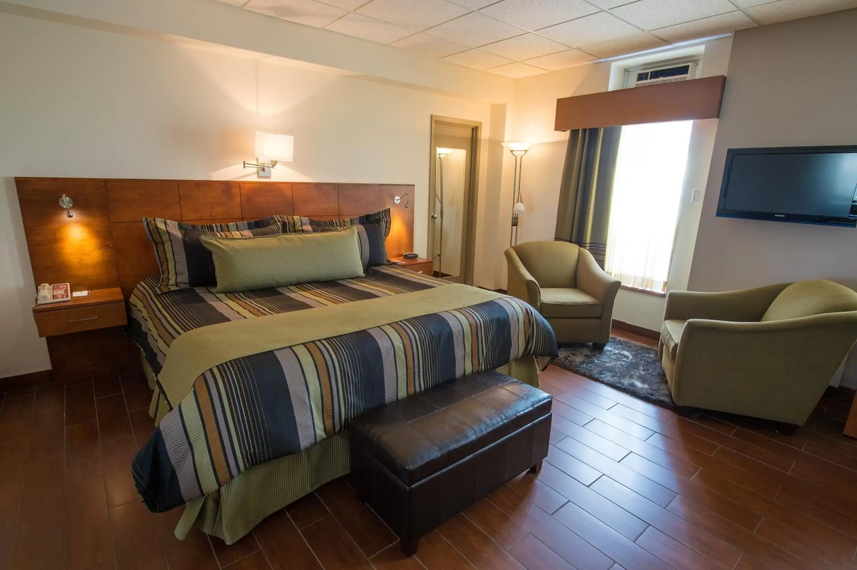 Day, Bed in Hotel du Fjord