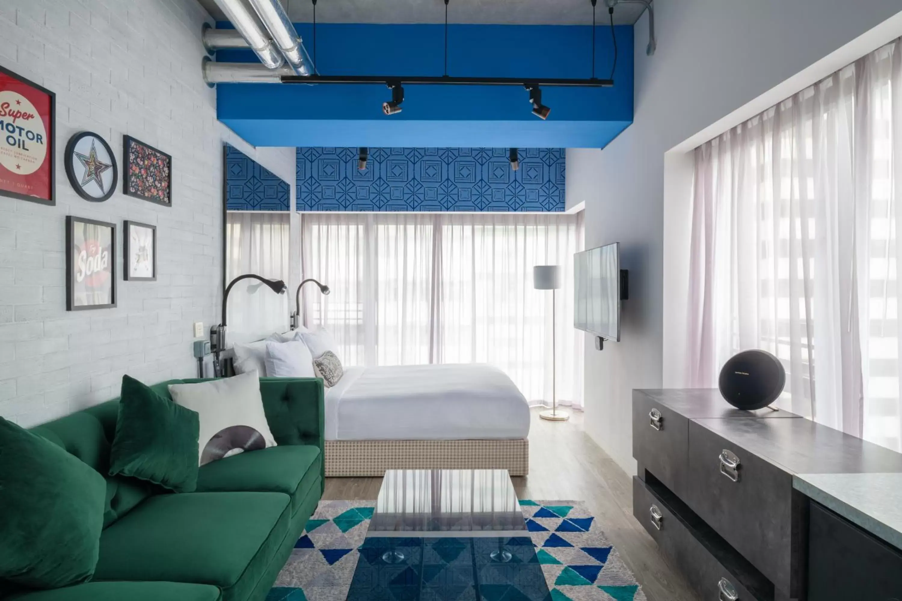 Photo of the whole room in Ovolo Southside