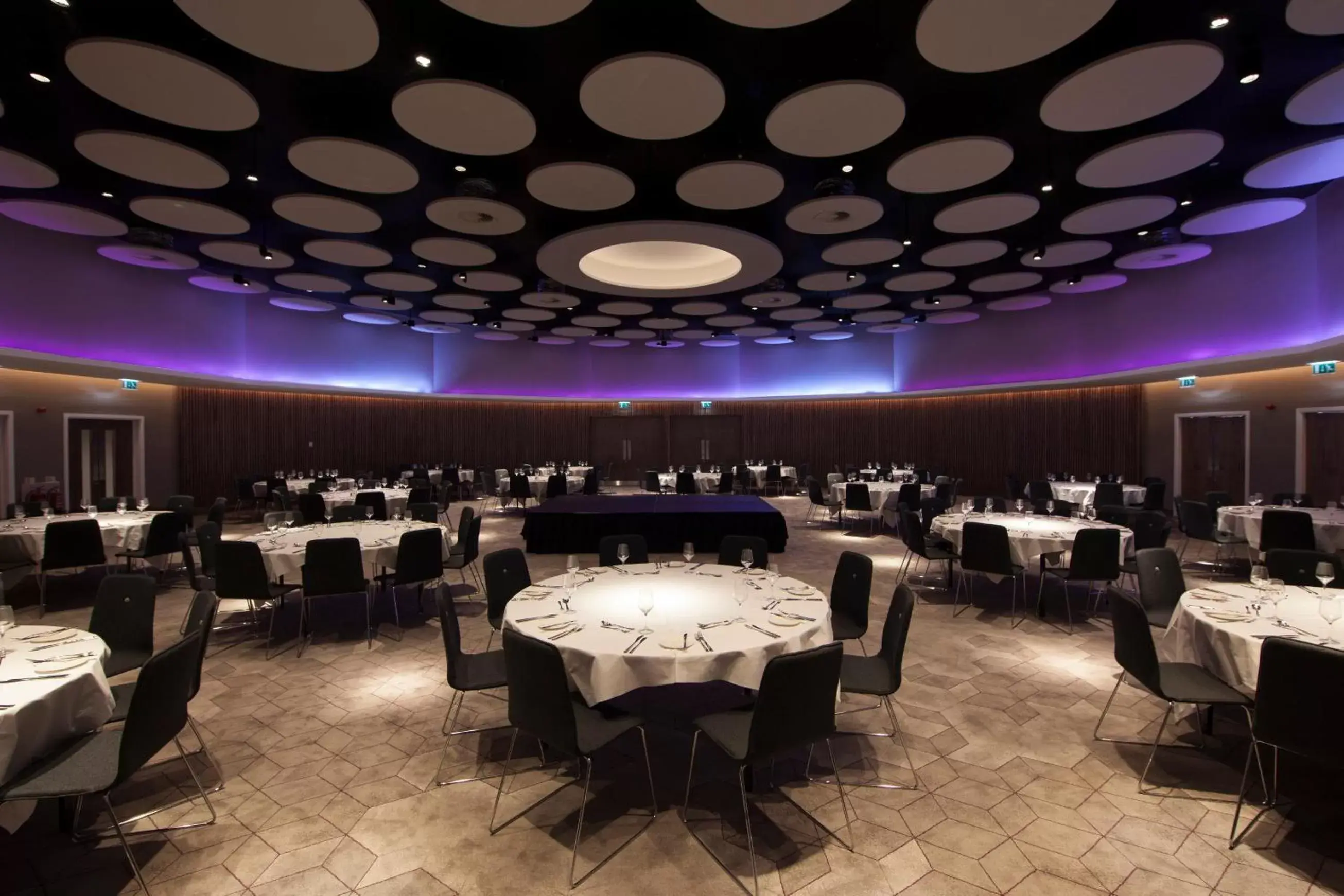 Meeting/conference room, Restaurant/Places to Eat in Crowne Plaza Newcastle - Stephenson Quarter, an IHG Hotel
