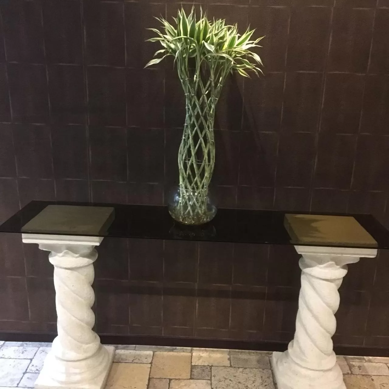 Decorative detail in Suites Parque Real