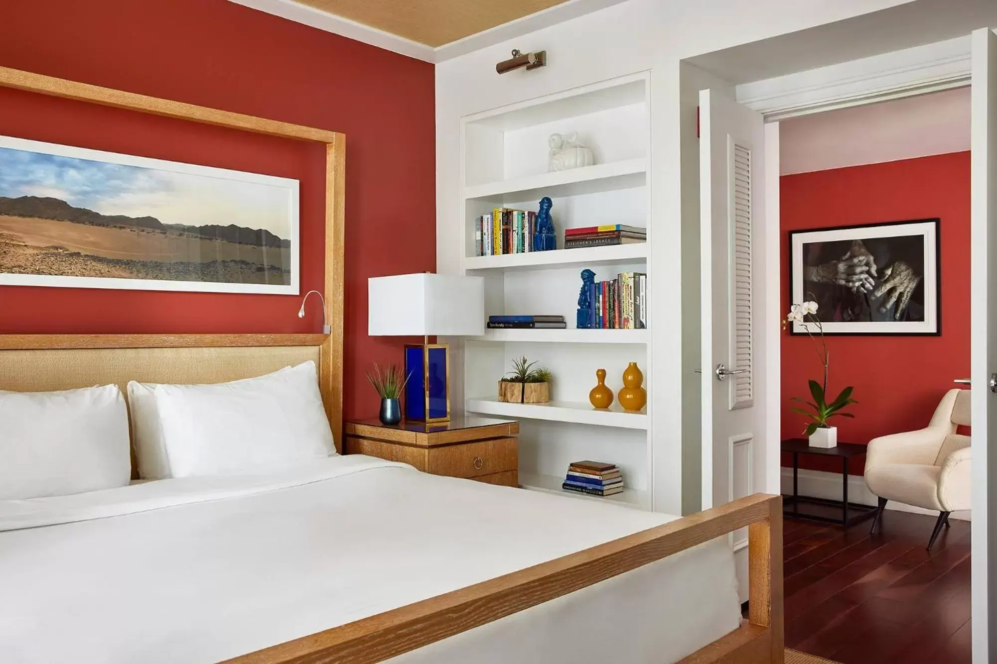 Library, Bed in The Betsy Hotel, South Beach Library, Bed in The Betsy Hotel, South Beach