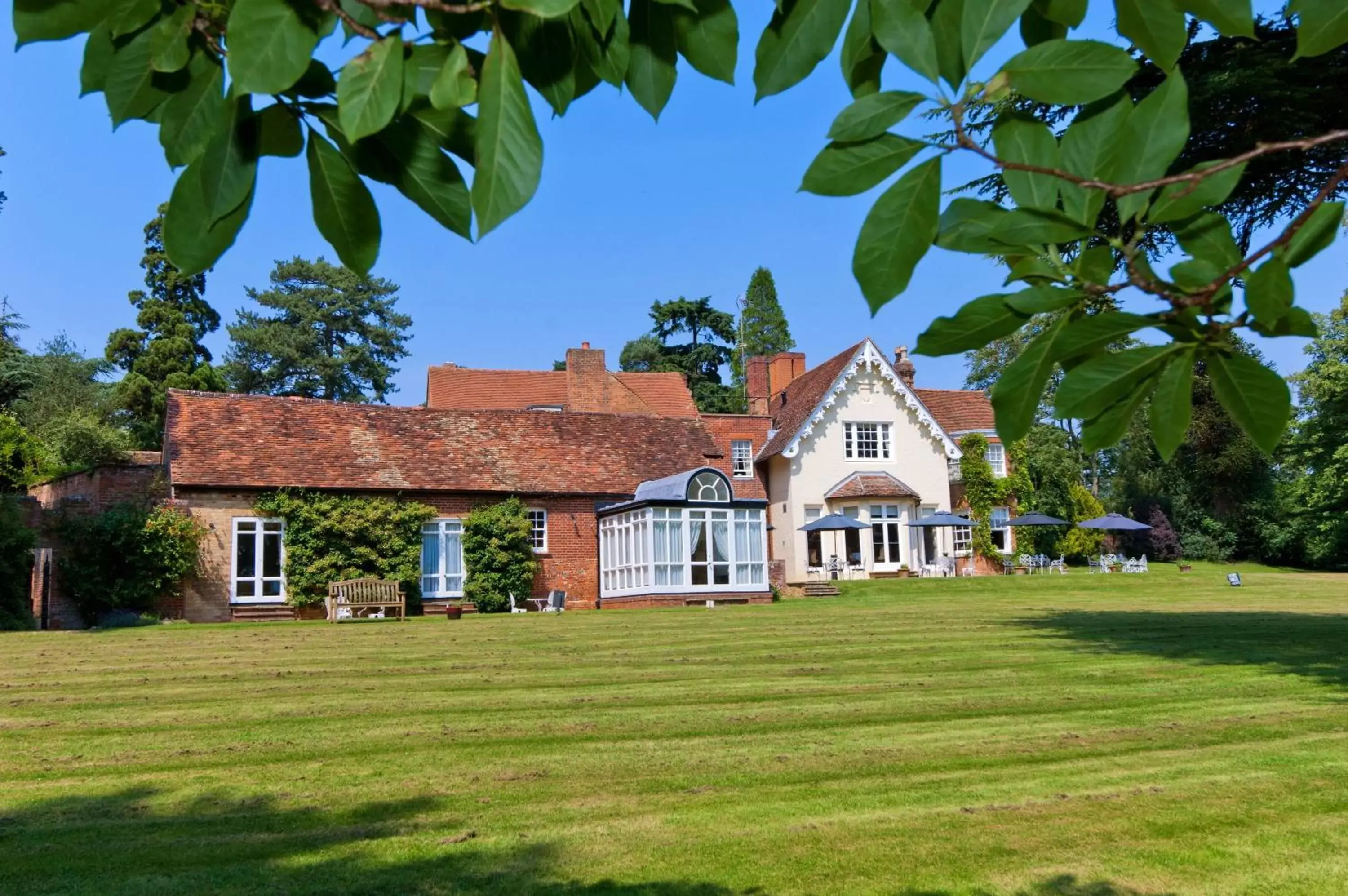 Day, Property Building in Flitwick Manor Hotel, BW Premier Collection