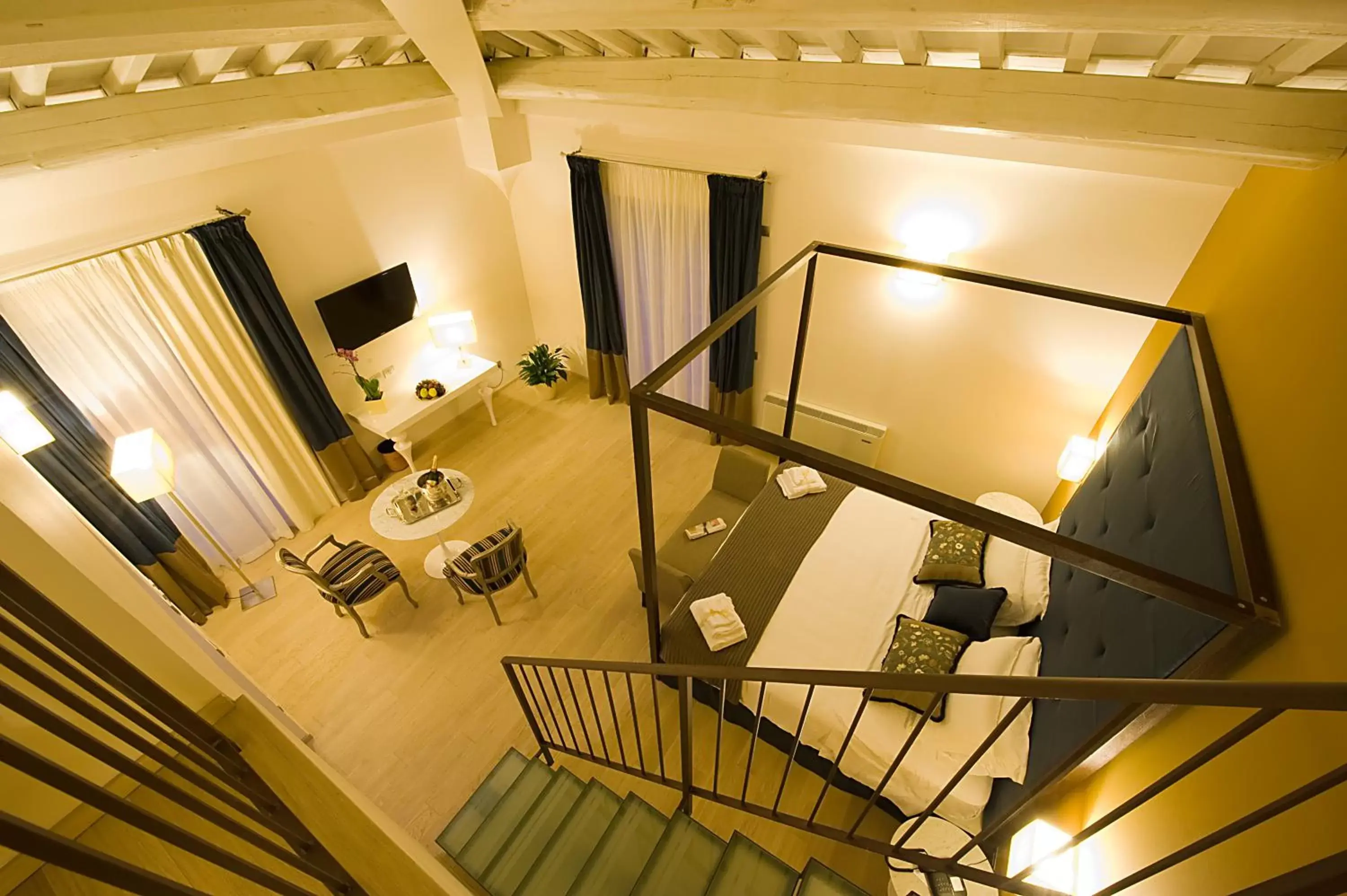 Bed in Relais dell'Olmo Bed in Relais dell'Olmo