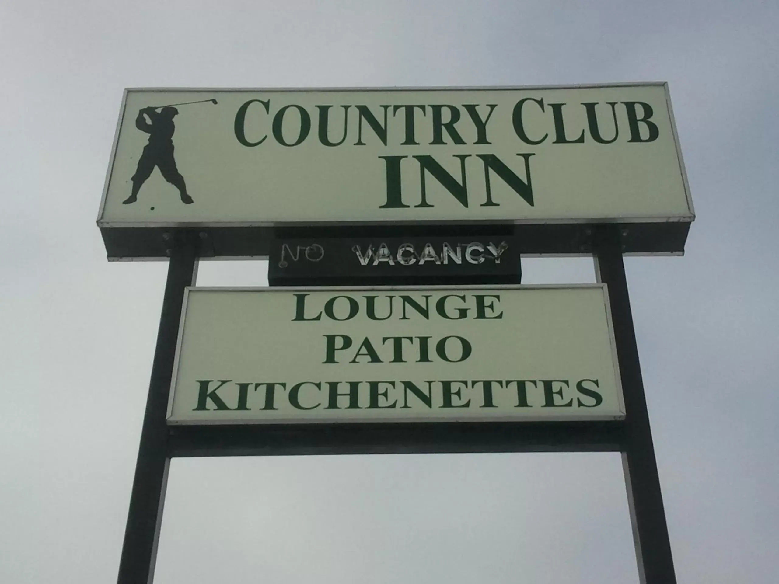 Property logo or sign in Country Club Inn