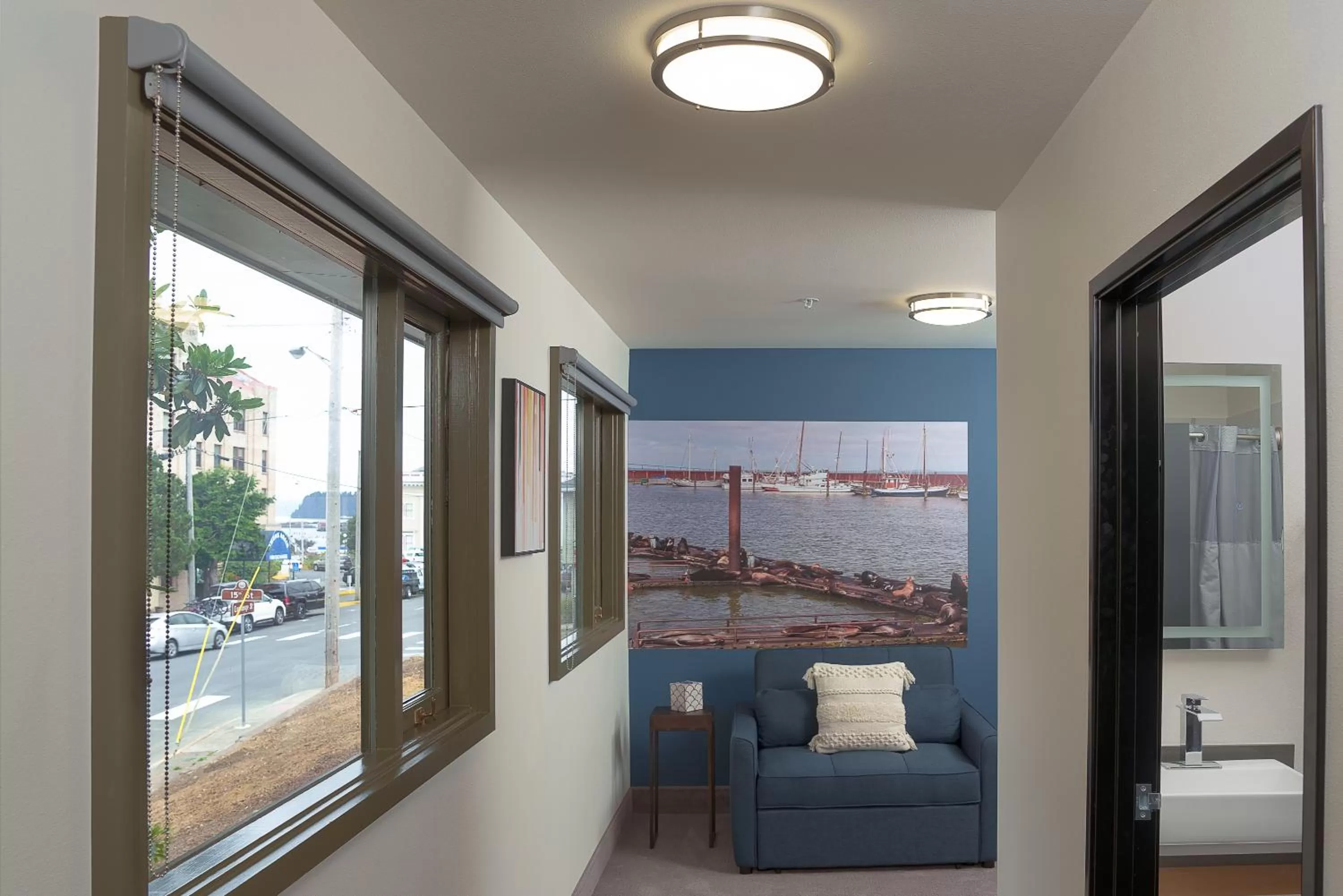 Seating area in The Inn at 515 15th