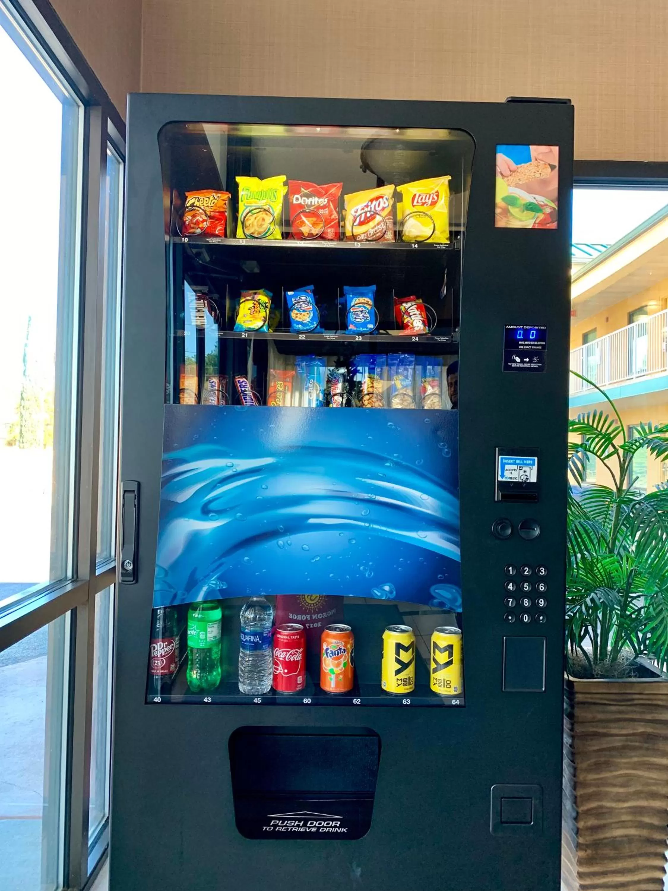 Drinks in America's Best Value Inn-Milledgeville