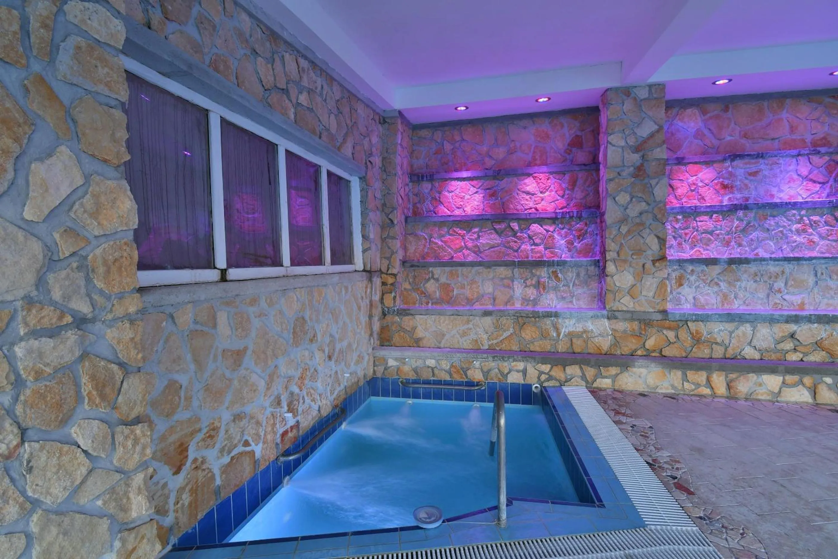 Spa and wellness centre/facilities in Hotel Terme Saint Raphael