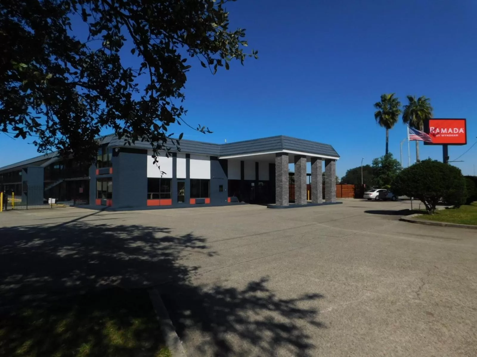 Property Building in Ramada by Wyndham New Orleans