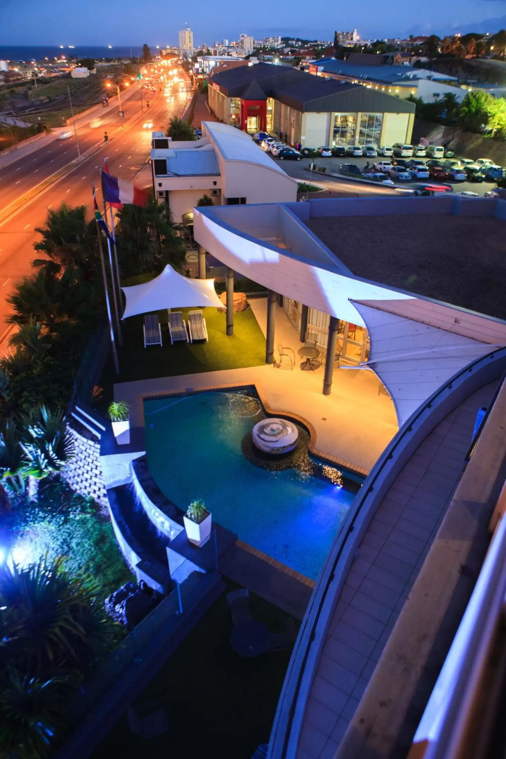 Facade/entrance, Pool View in Paxton Hotel