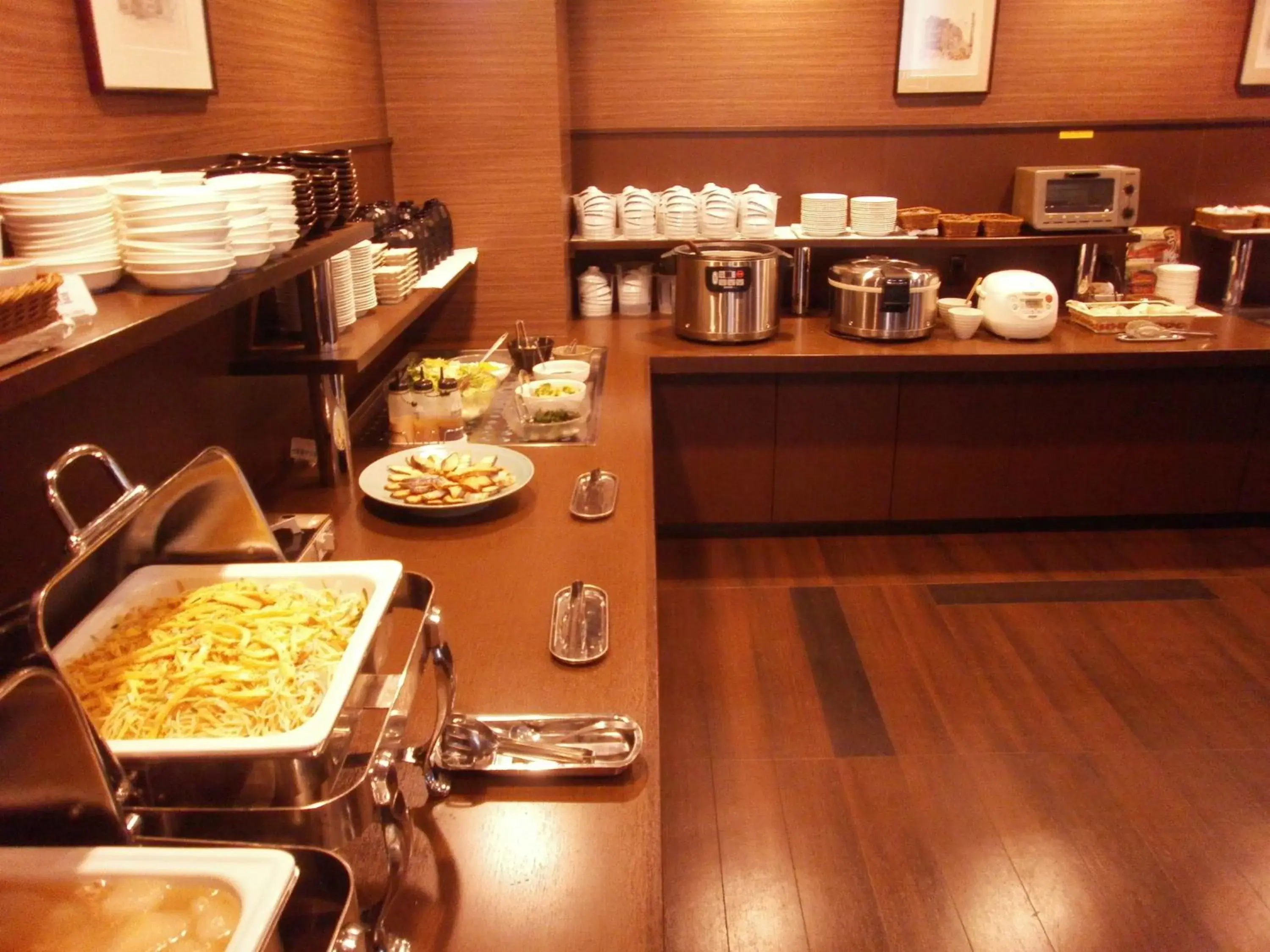 Restaurant/Places to Eat in Hotel Route-Inn Toyotajinnaka