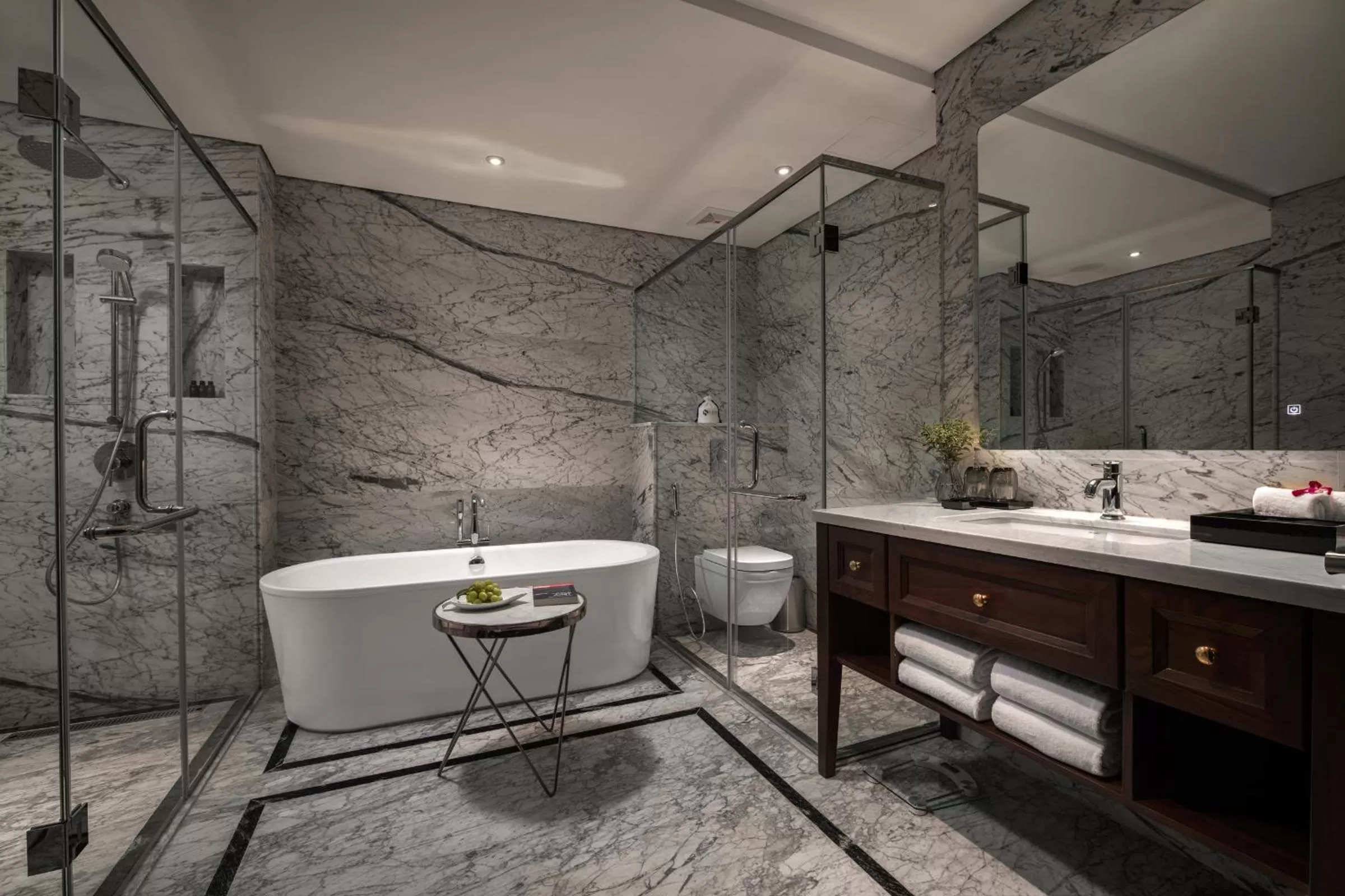 Bathroom in Soleil Boutique Hotel Hanoi