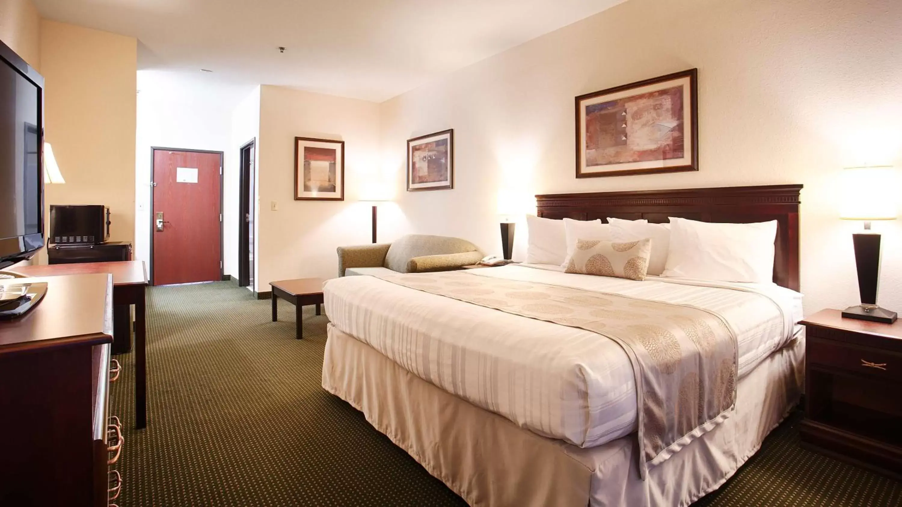 Bedroom, Bed in Best Western Jacksonville Inn