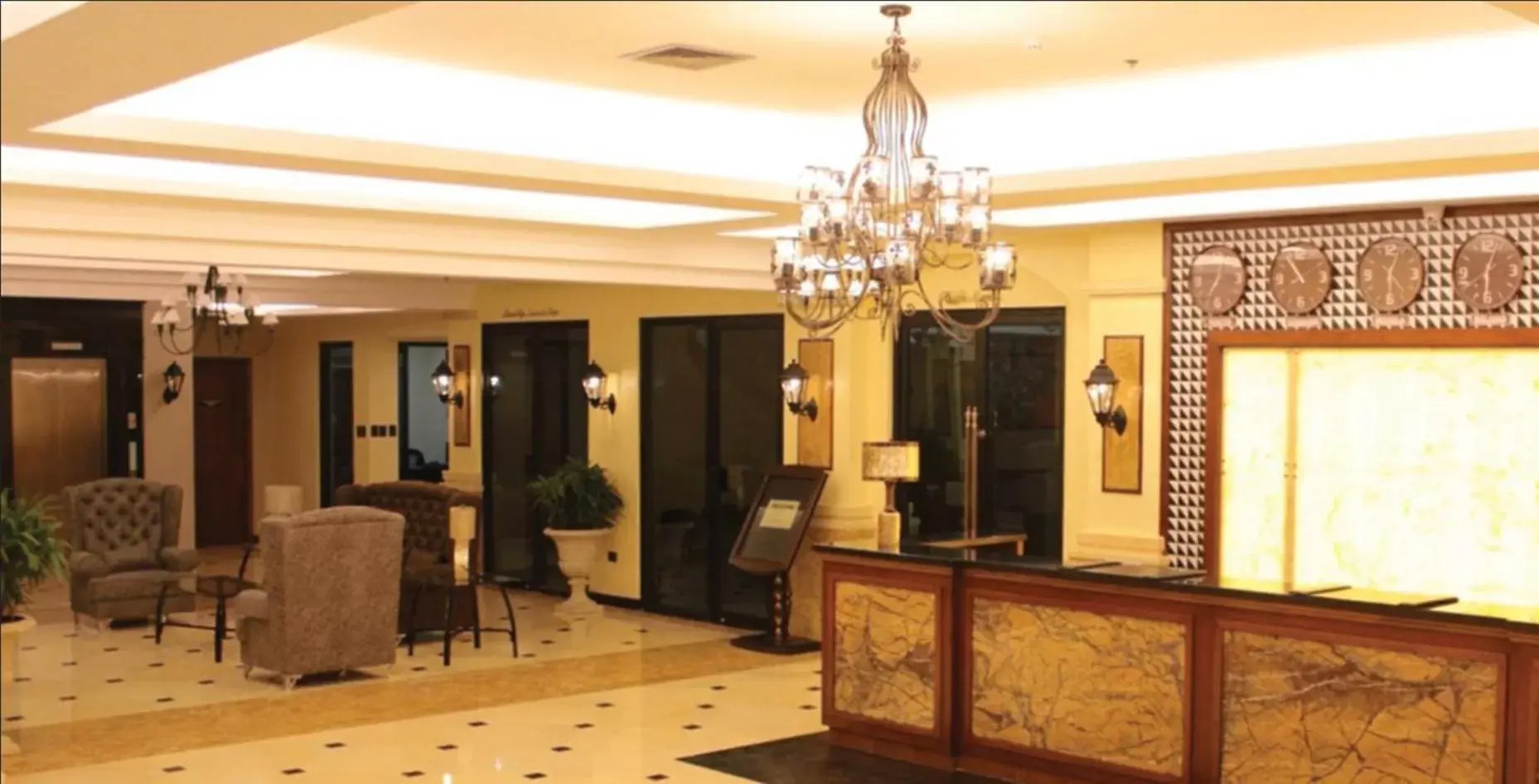 Lobby/Reception in Sunlight Guest Hotel, Coron, Palawan