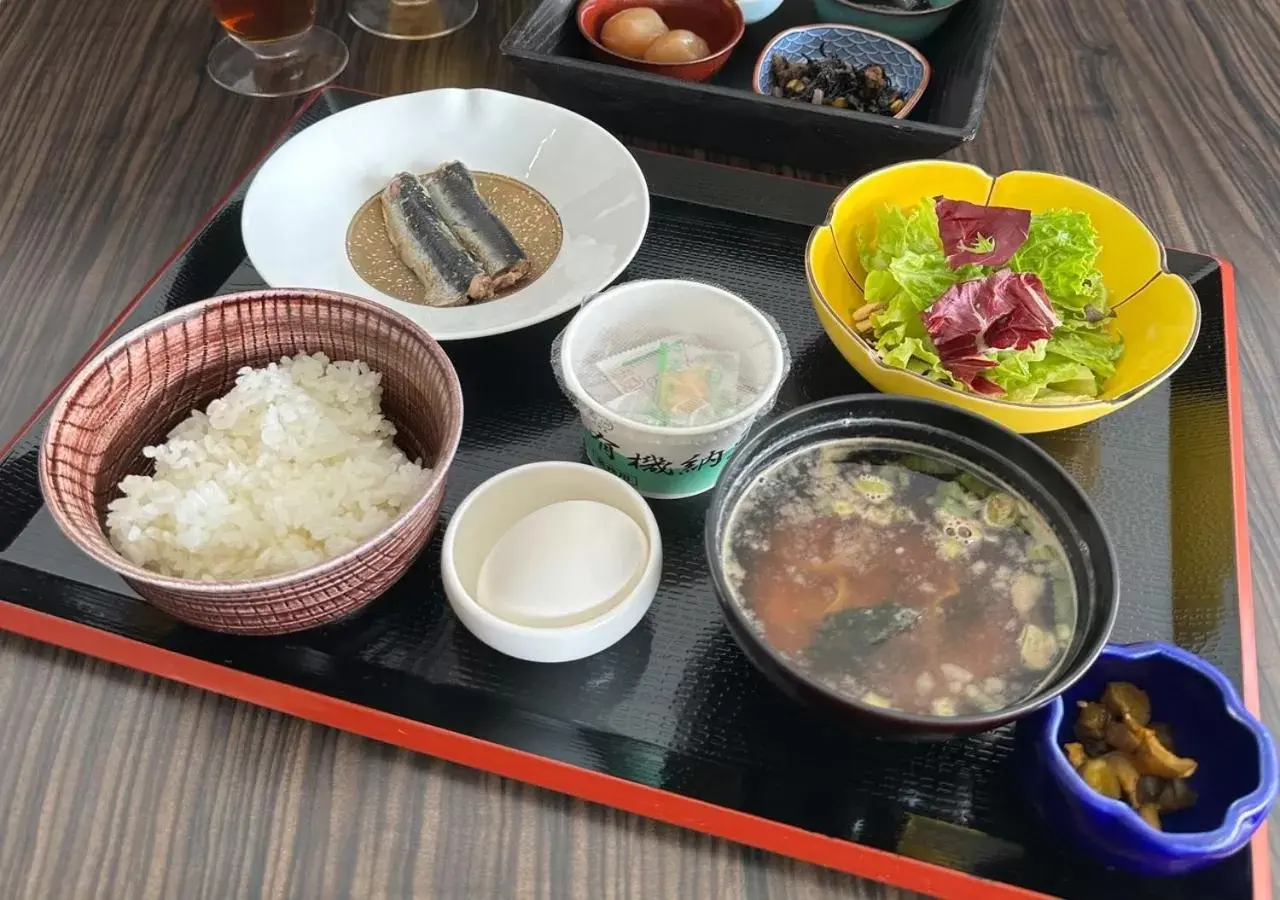 Restaurant/places to eat in APA Hotel Nihombashi Hamacho-eki Minami