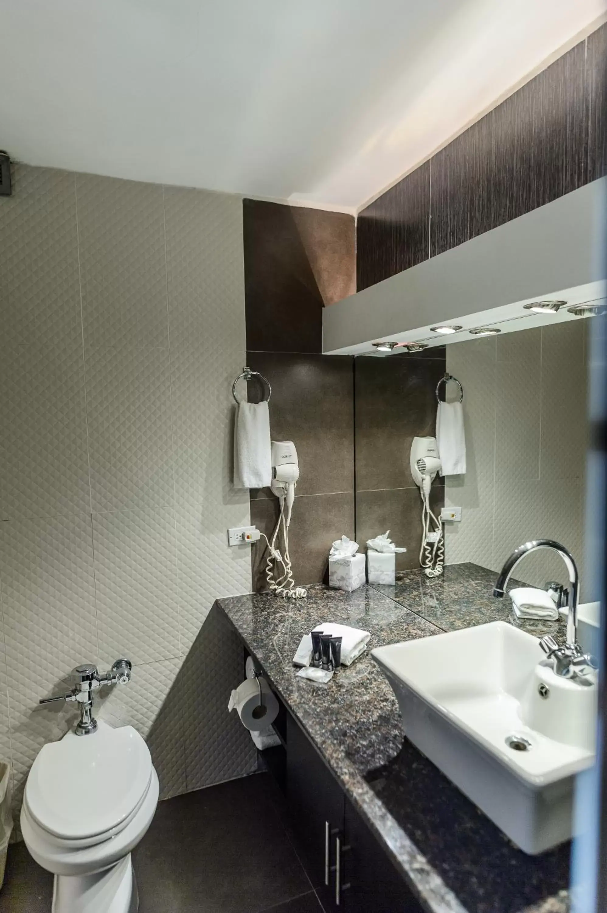 Bathroom in Riande Urban Hotel