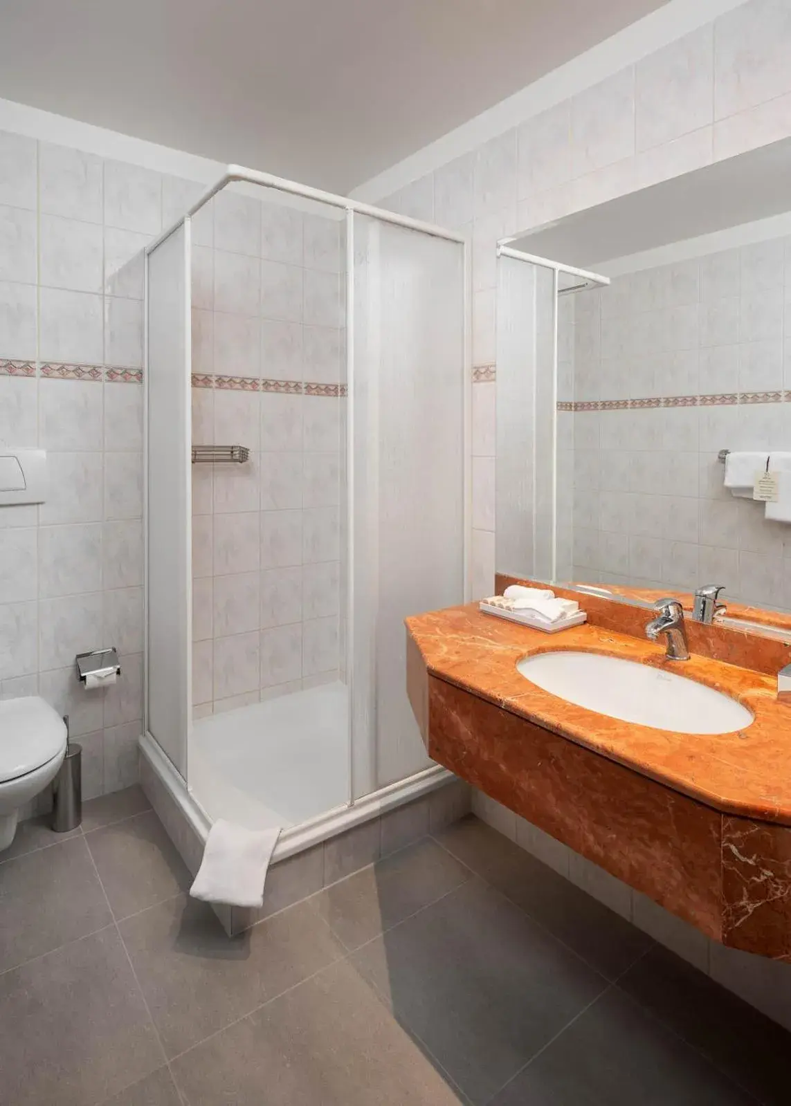 Bathroom in Hotel Le Rive