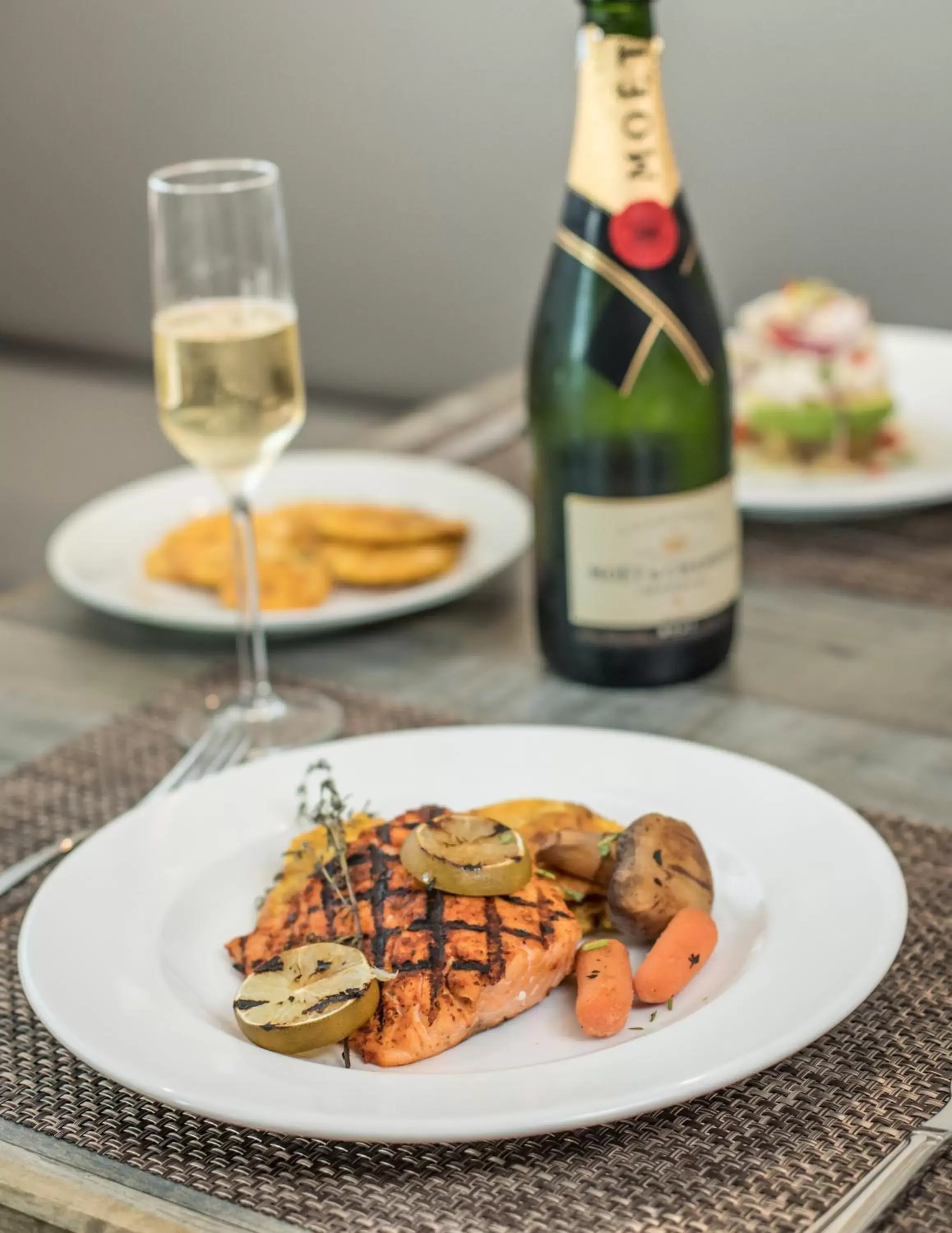 Restaurant/places to eat in Ciqala Suites Hotel - San Juan Restaurant/places to eat in Ciqala Suites Hotel - San Juan