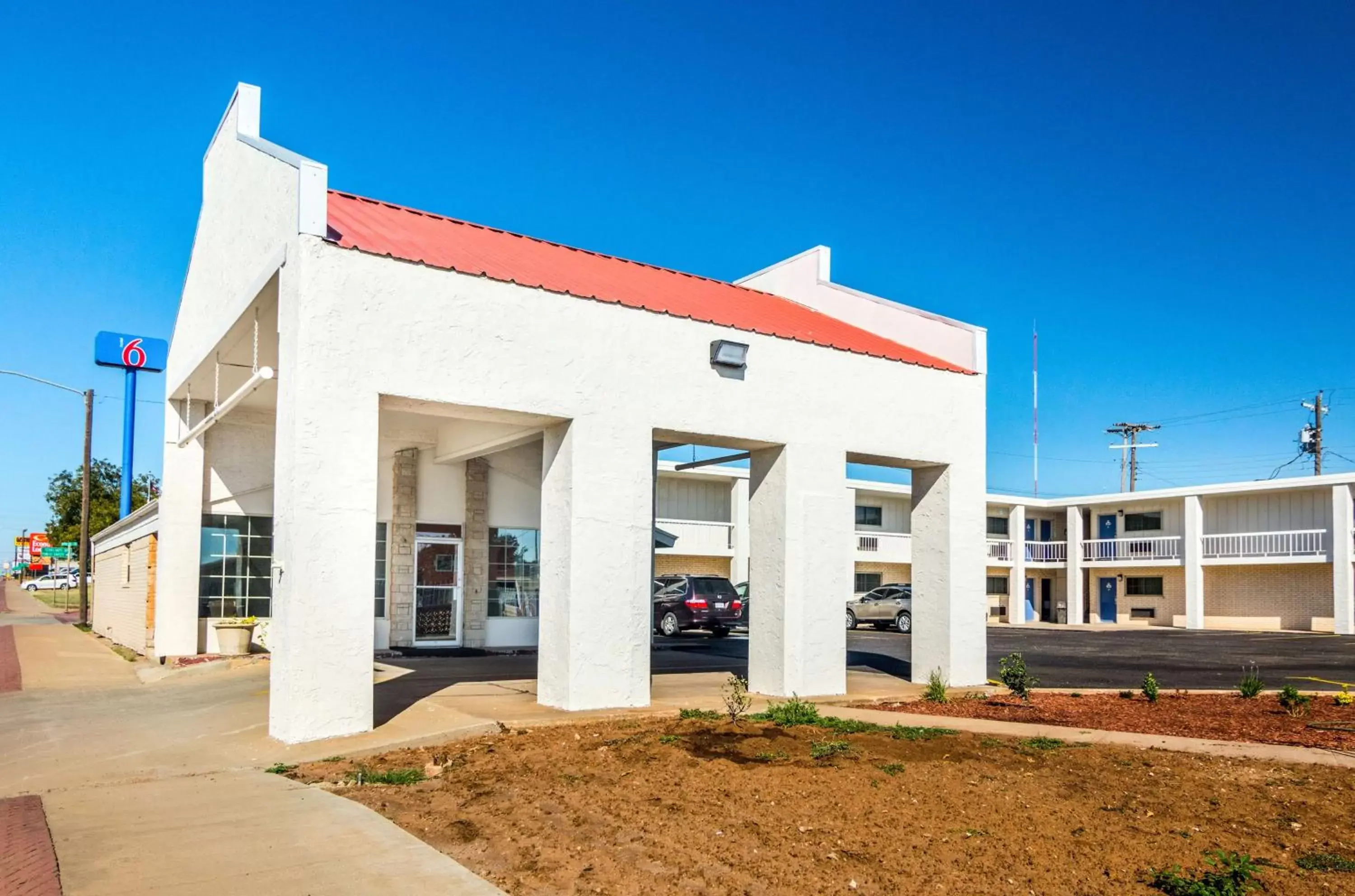 Property Building in Motel 6-Childress, TX