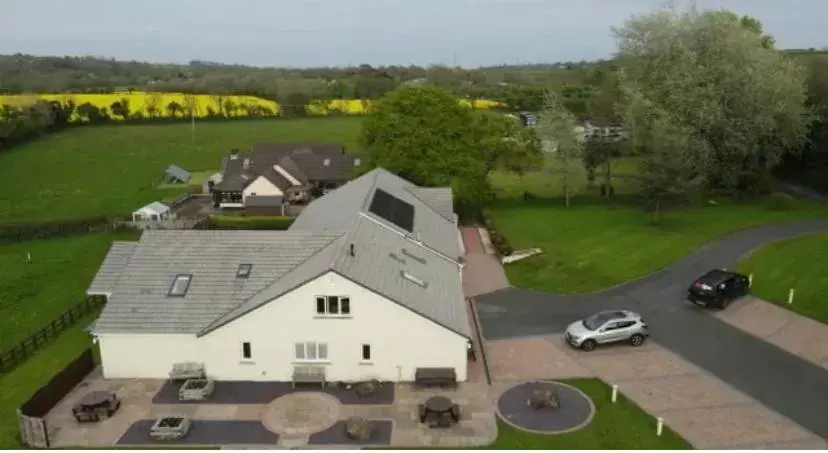 Property building, Bird's-eye View in Lovesgrove Country Guest House