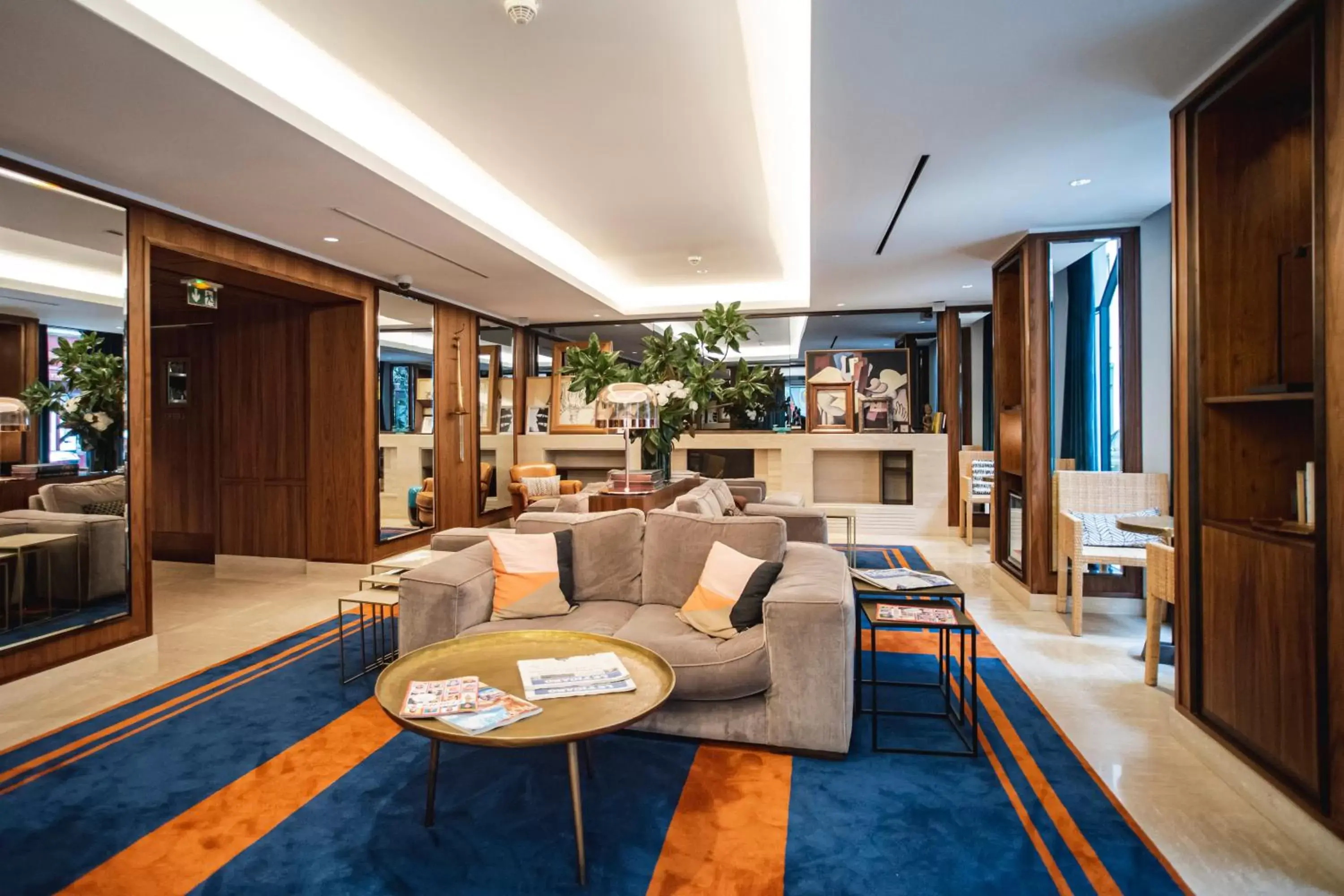 Lobby or reception, Lobby/Reception in Hotel Eiffel Blomet